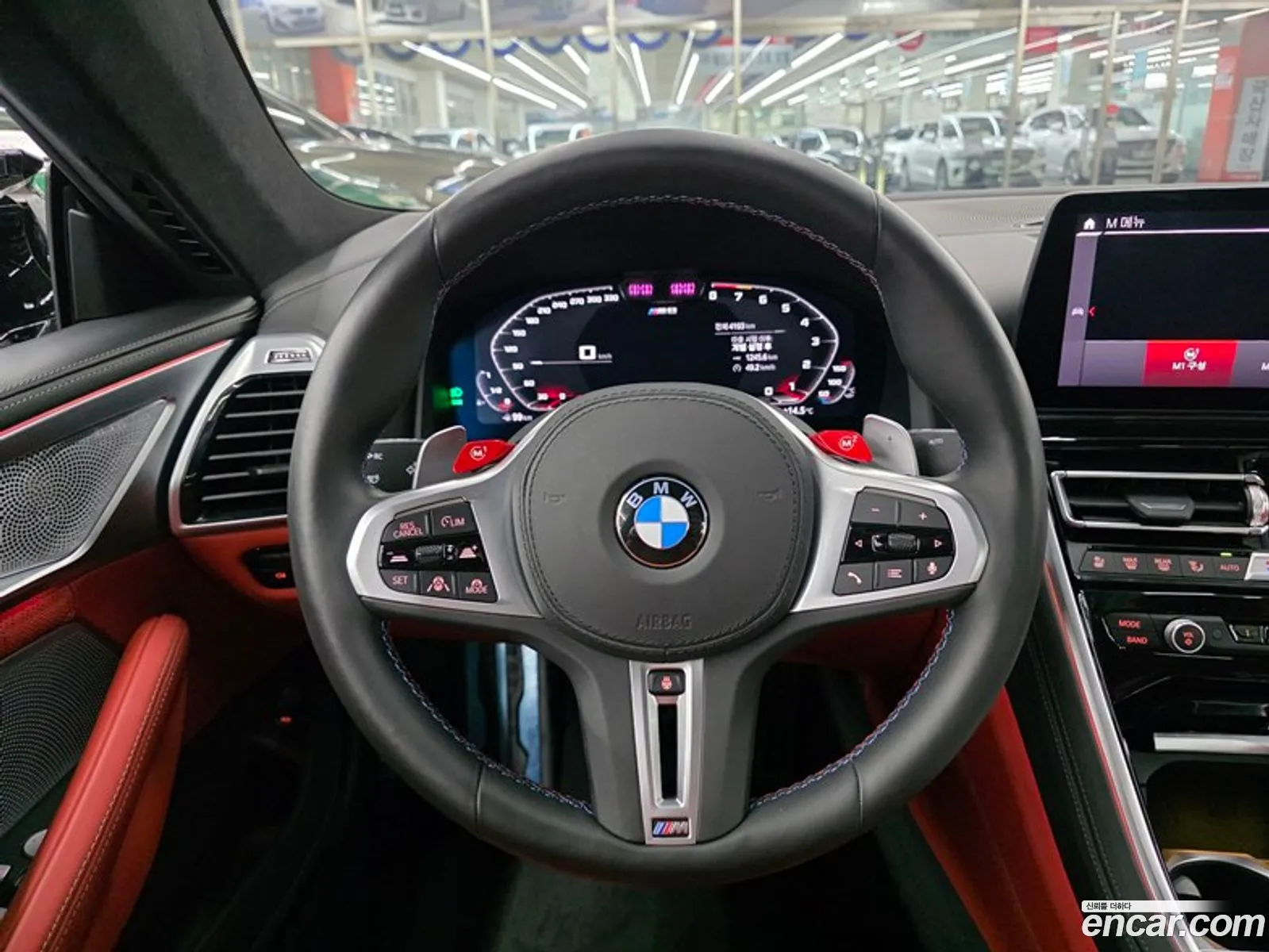 BMW M8