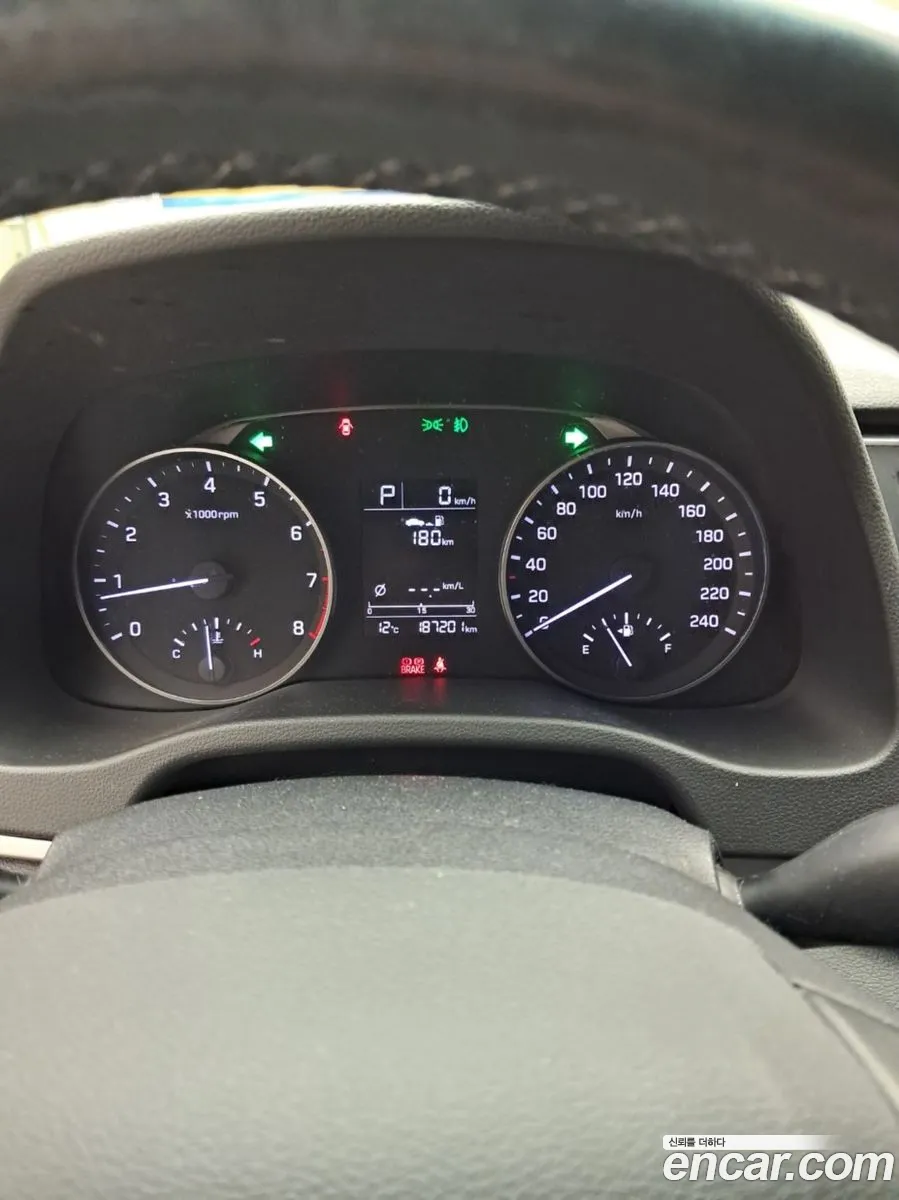 Hyundai Elantra AD 2018 — 6
