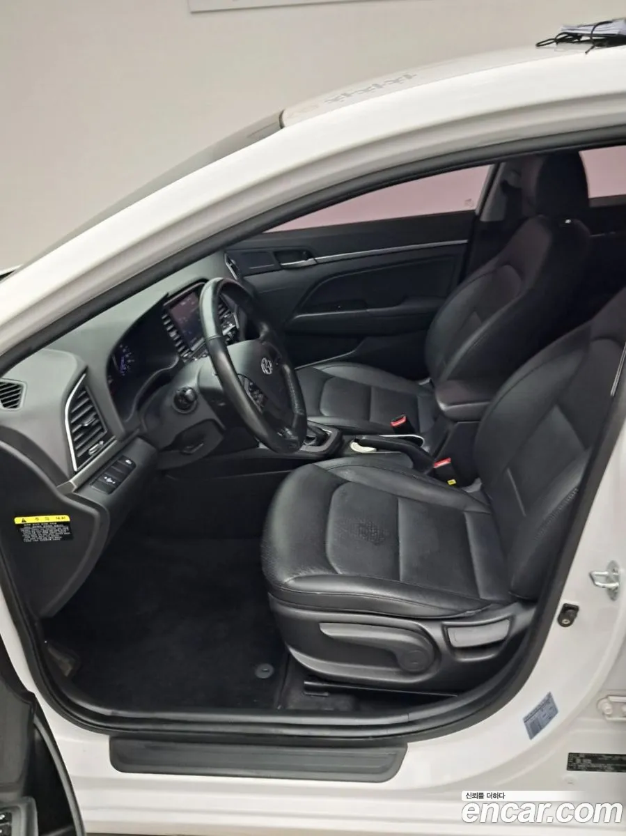 Hyundai Elantra AD 2018 — 8