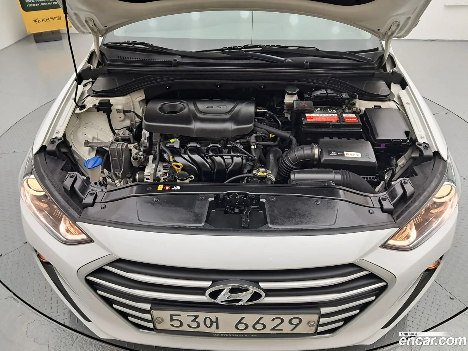 Hyundai Elantra AD 2018 — 3