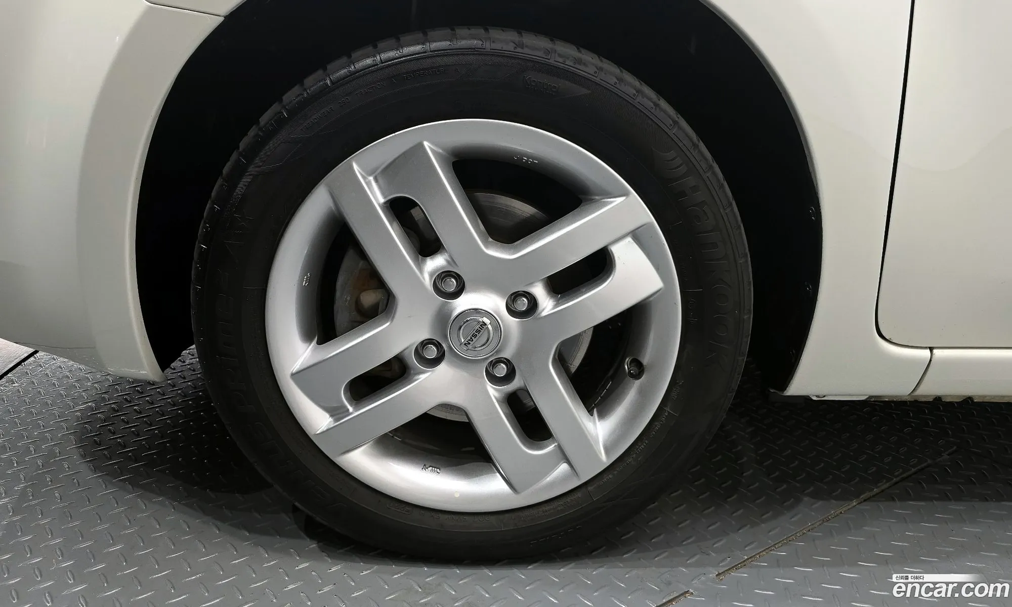 Nissan Cube 2012 — 19