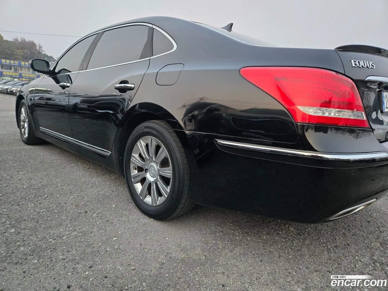 Hyundai Equus 2011 — 13