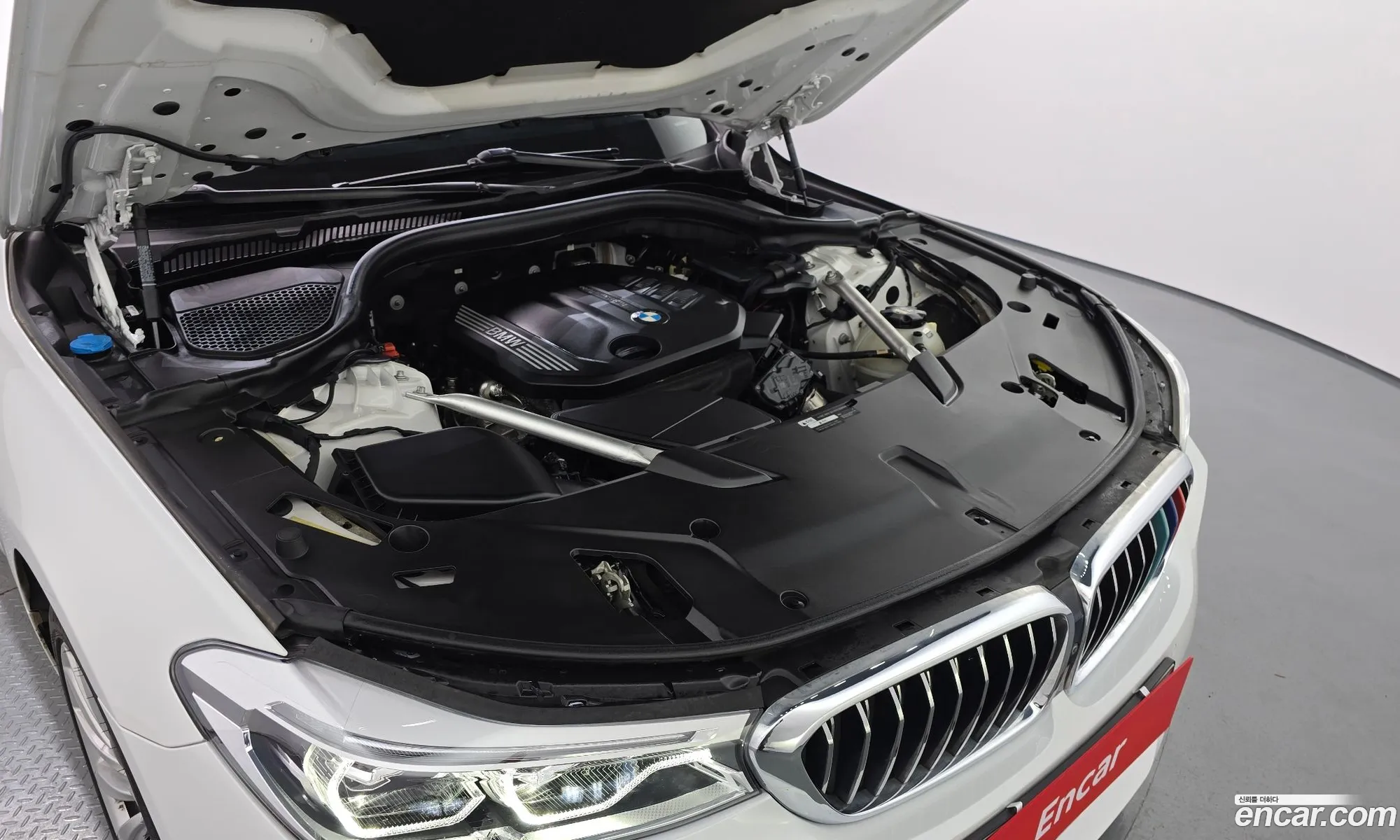 BMW 6 Series GT 2019 — 3