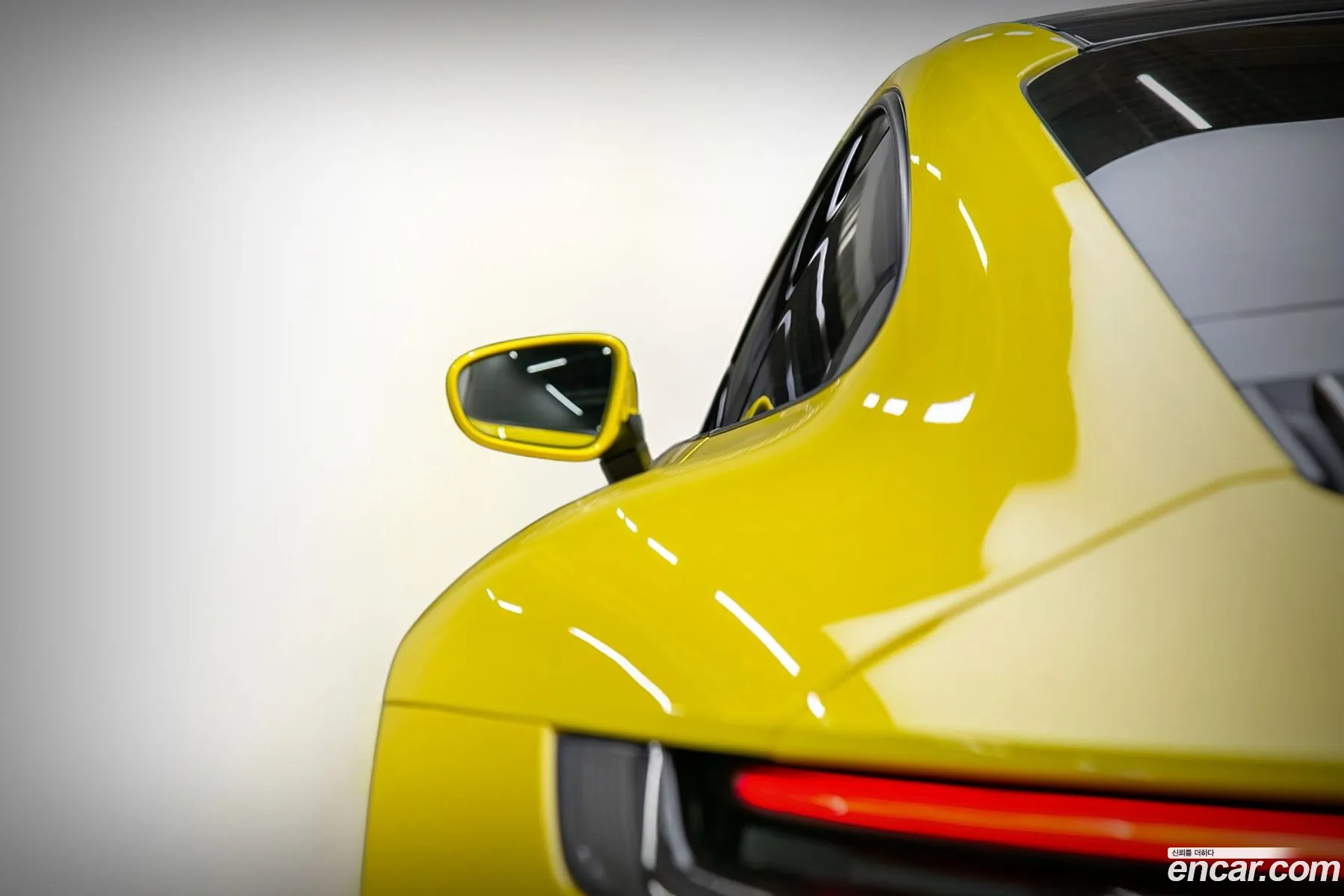 Porsche 911 2020 — 13