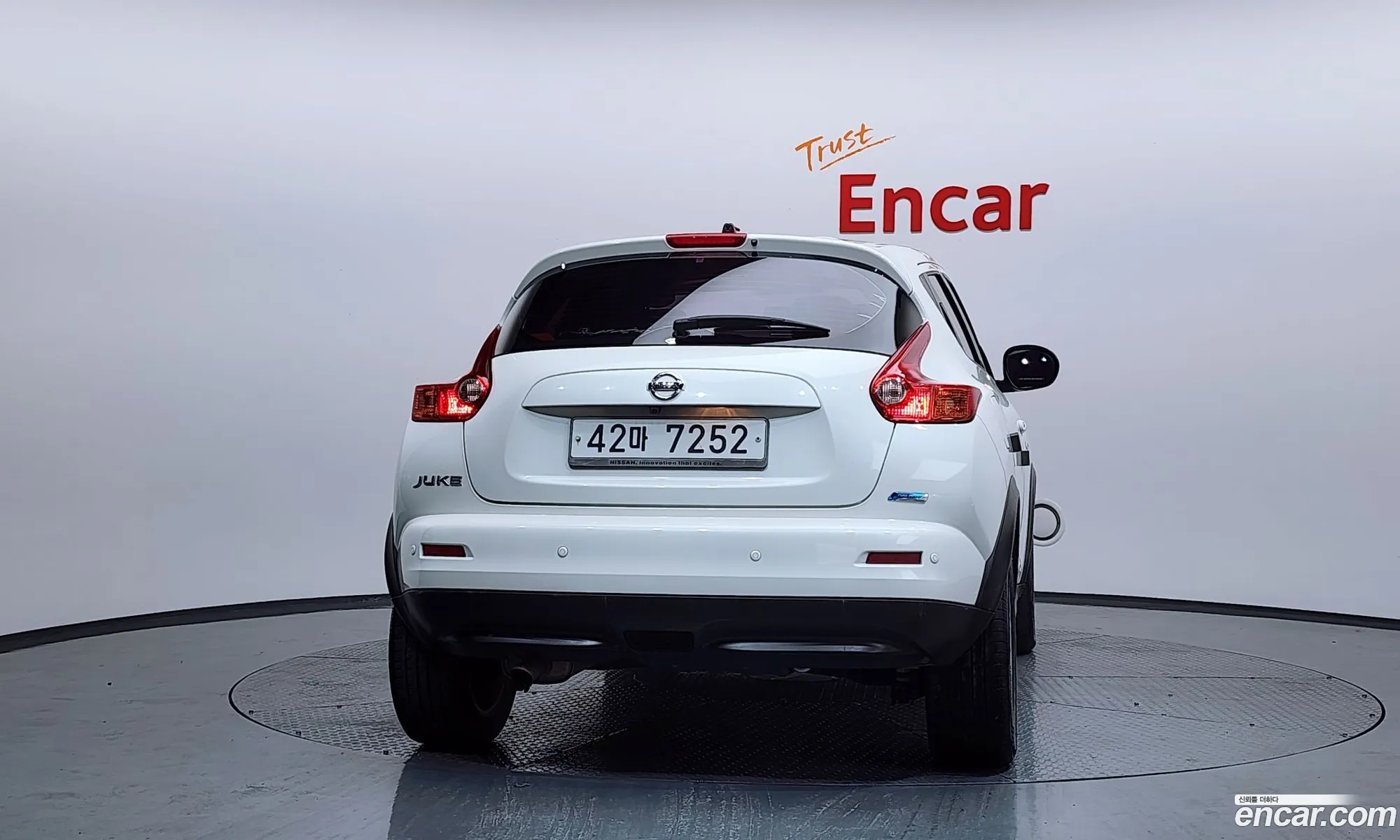 Nissan Juke 2014 — 10