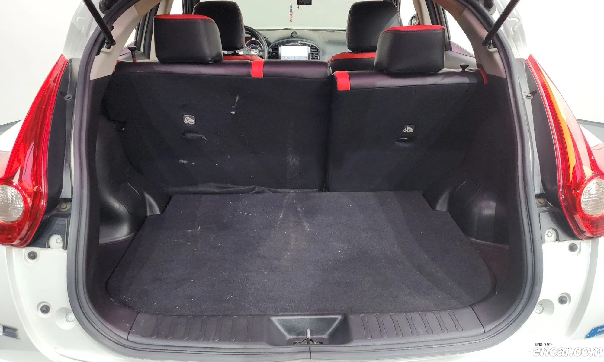 Nissan Juke 2014 — 17