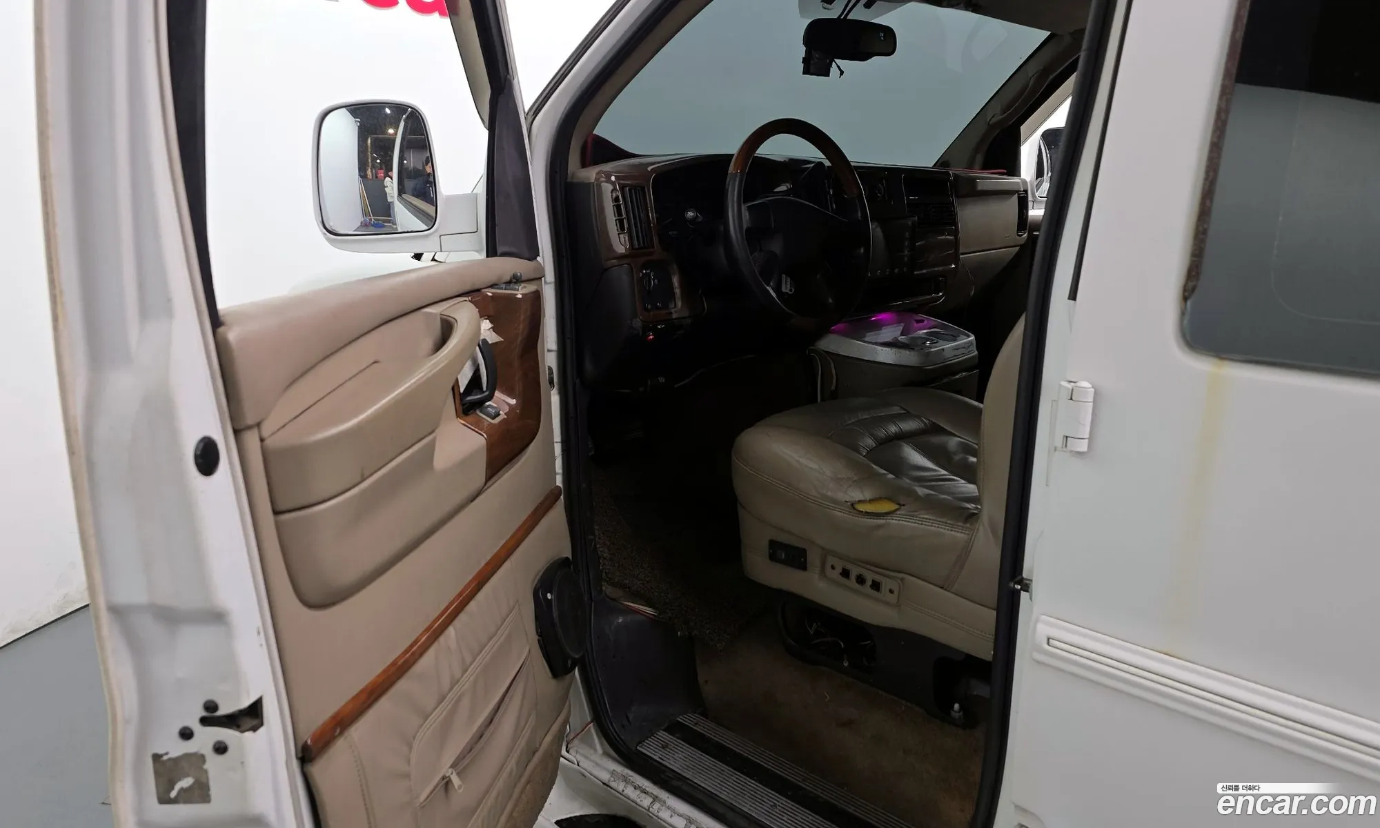 Chevrolet Express Van 2007 1GBFG15TX71225842 — 10