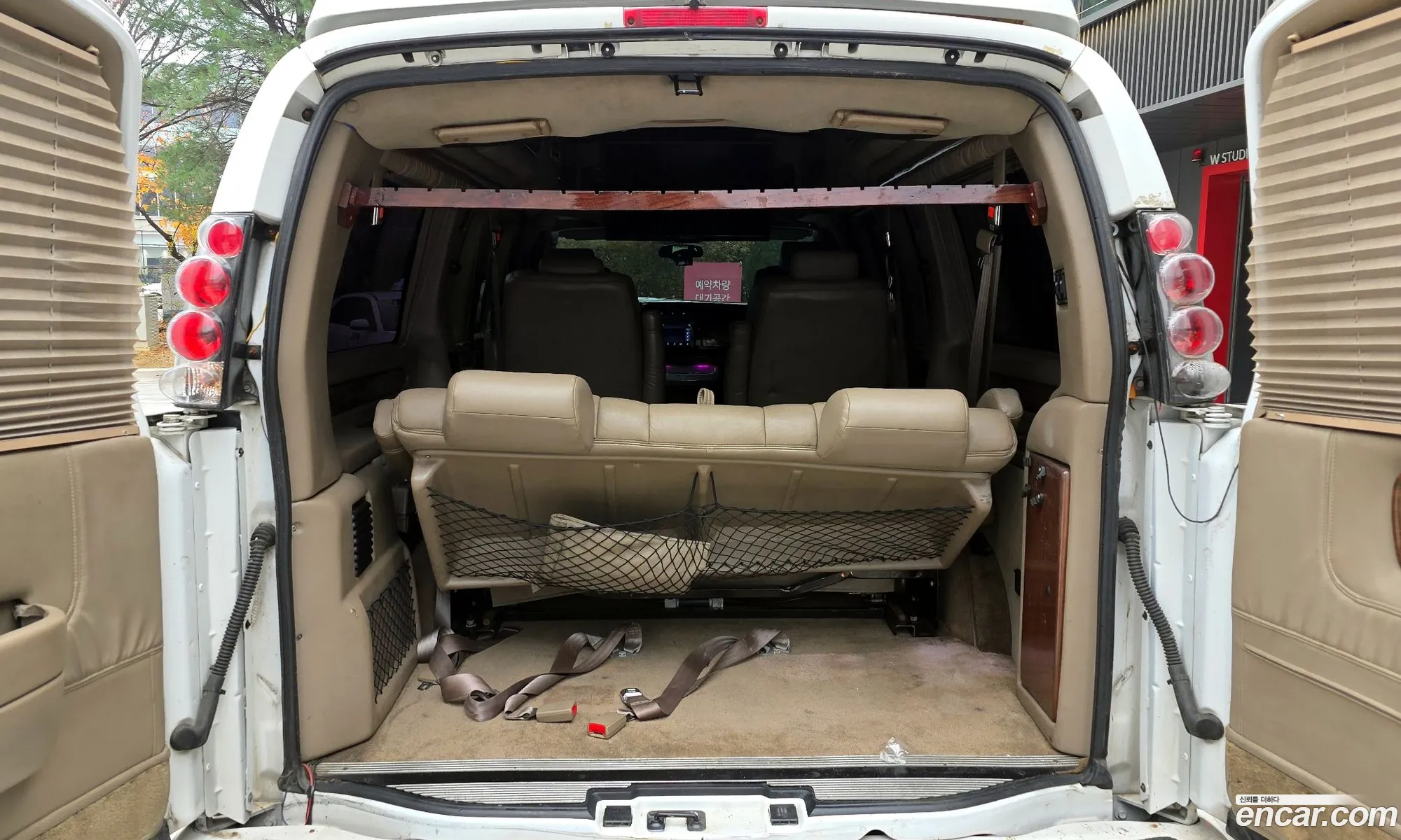 Chevrolet Express Van 2007 1GBFG15TX71225842 — 8