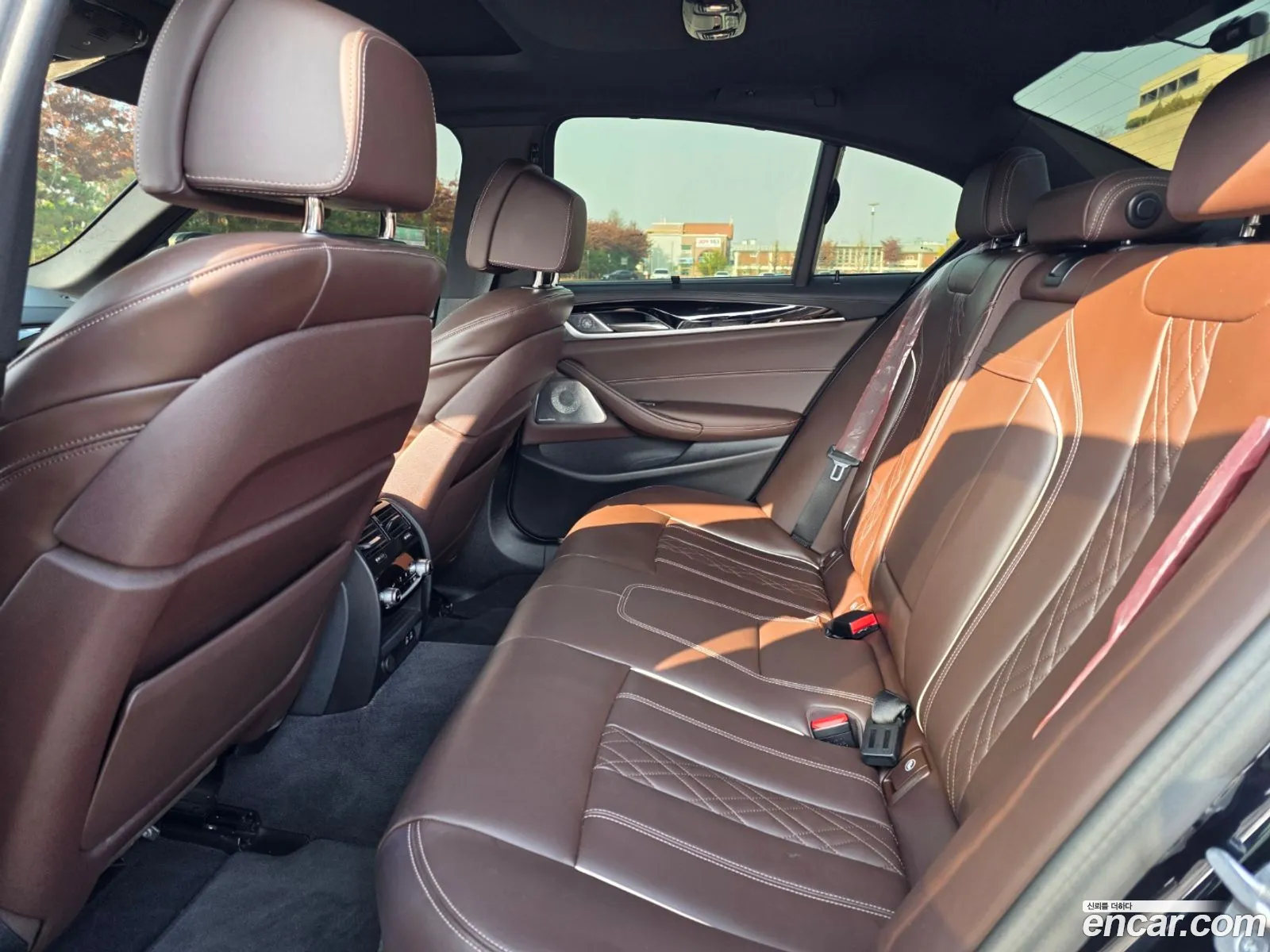 BMW 5 Series 2023 — 8