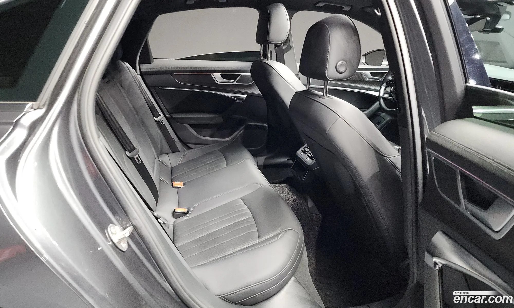 Audi A6 2022 — 5