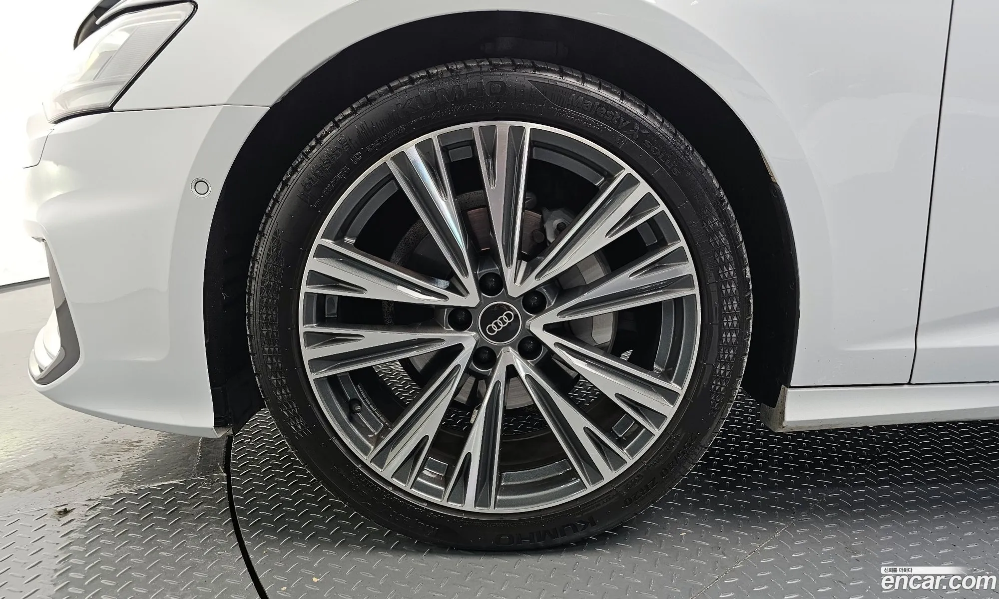 Audi A6 2022 — 11