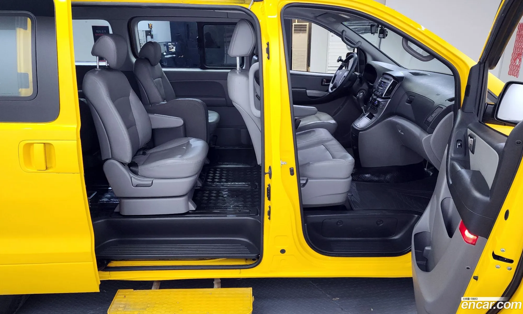 Hyundai Grand Starex 2016 — 10
