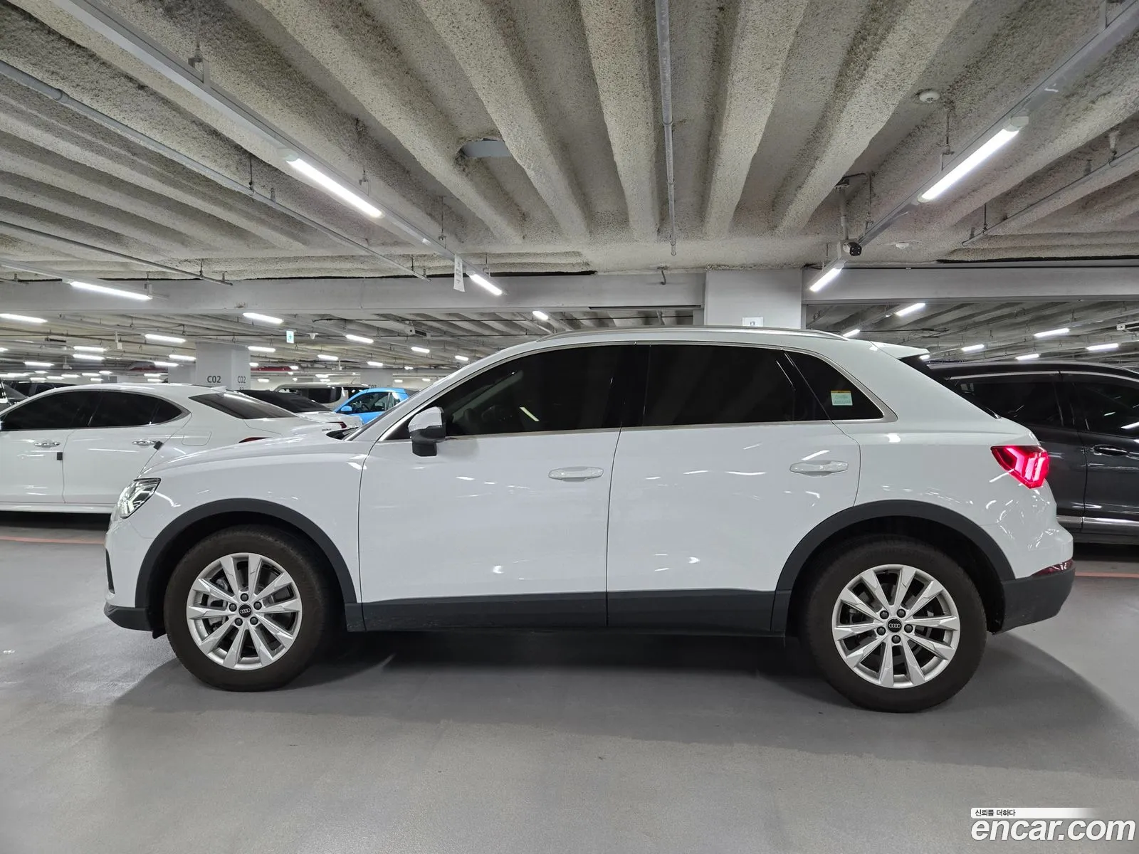 Audi Q3 2025 — 10
