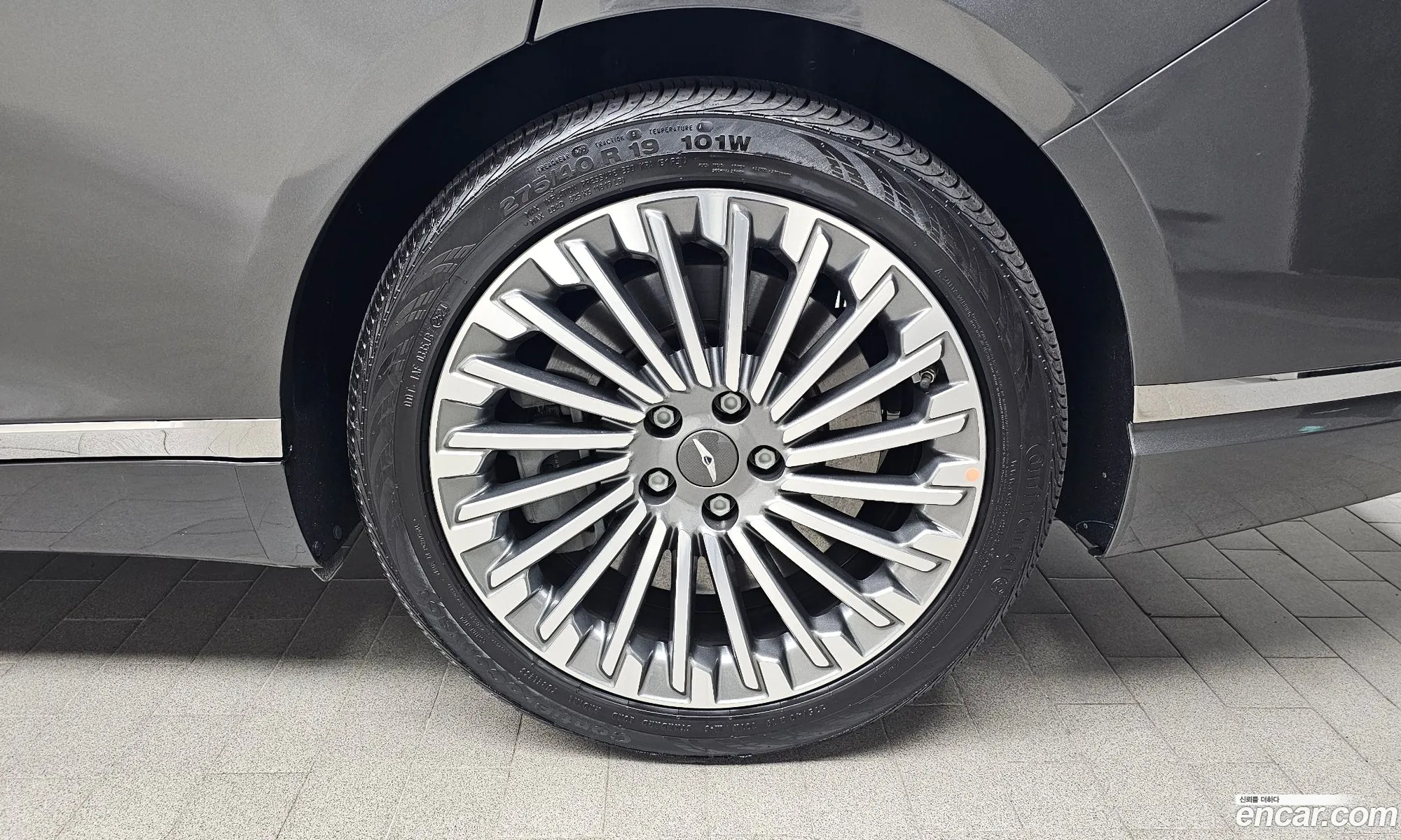 Genesis Electrified G80 2022 — 2