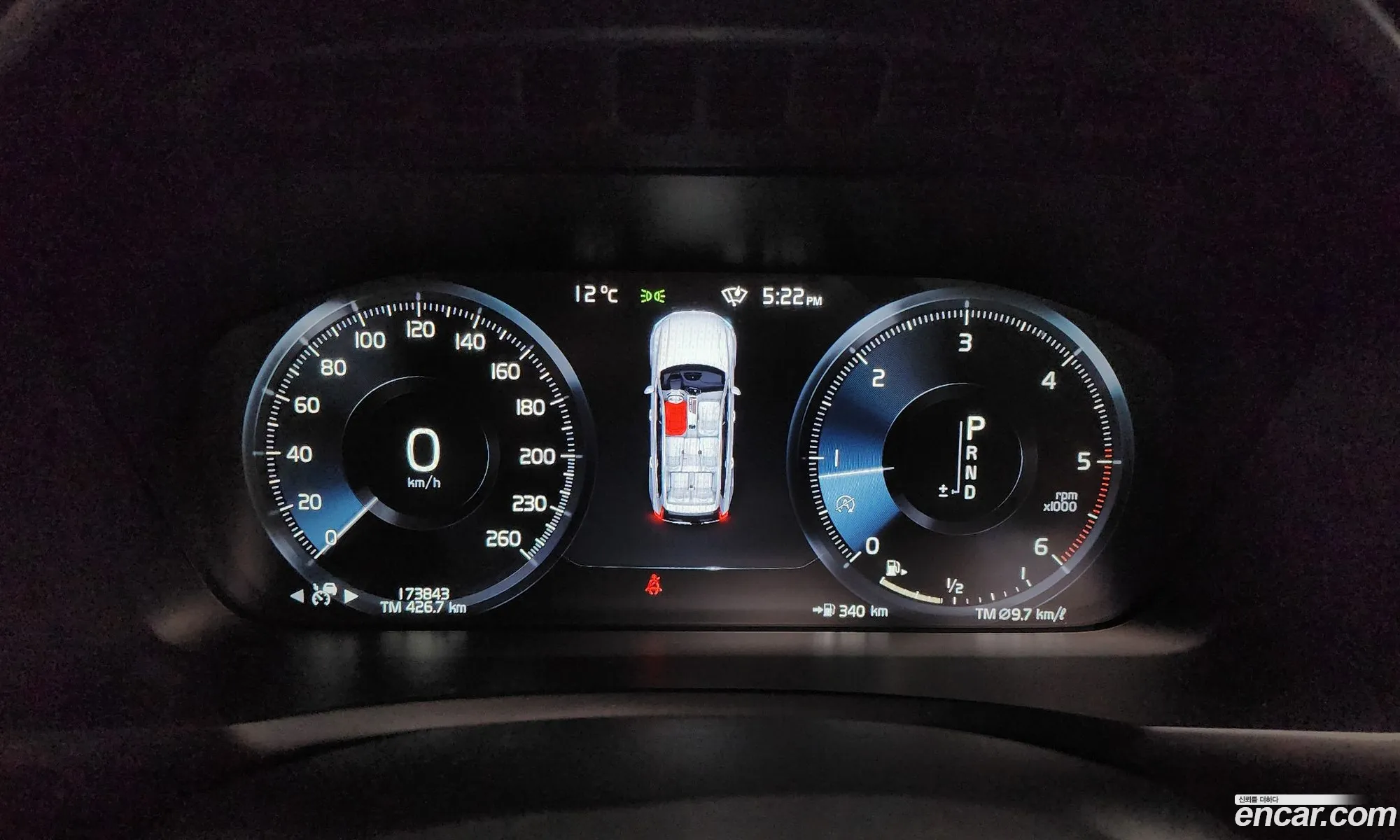 Volvo XC90 2018 YV1LF68ACJ1343995 — 11