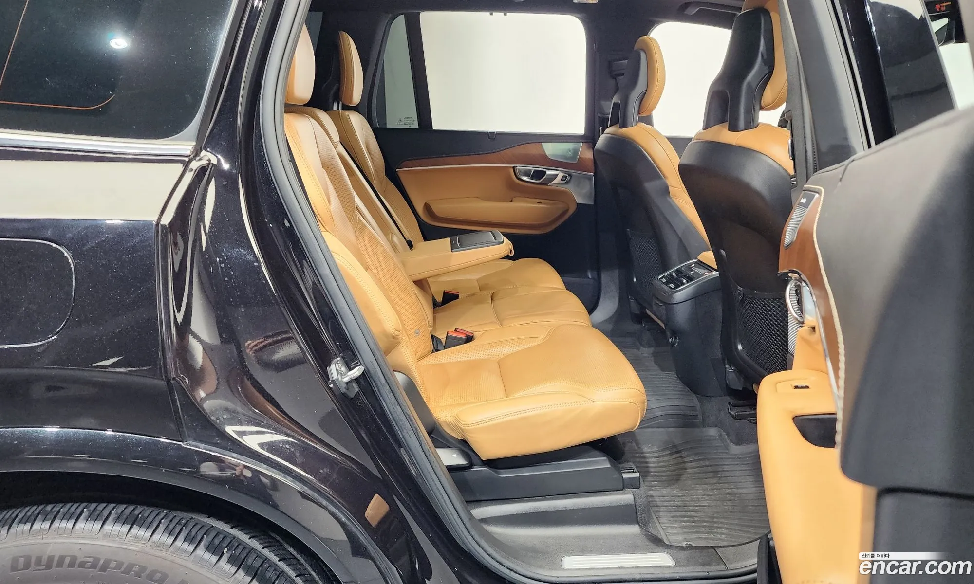 Volvo XC90 2018 YV1LF68ACJ1343995 — 15