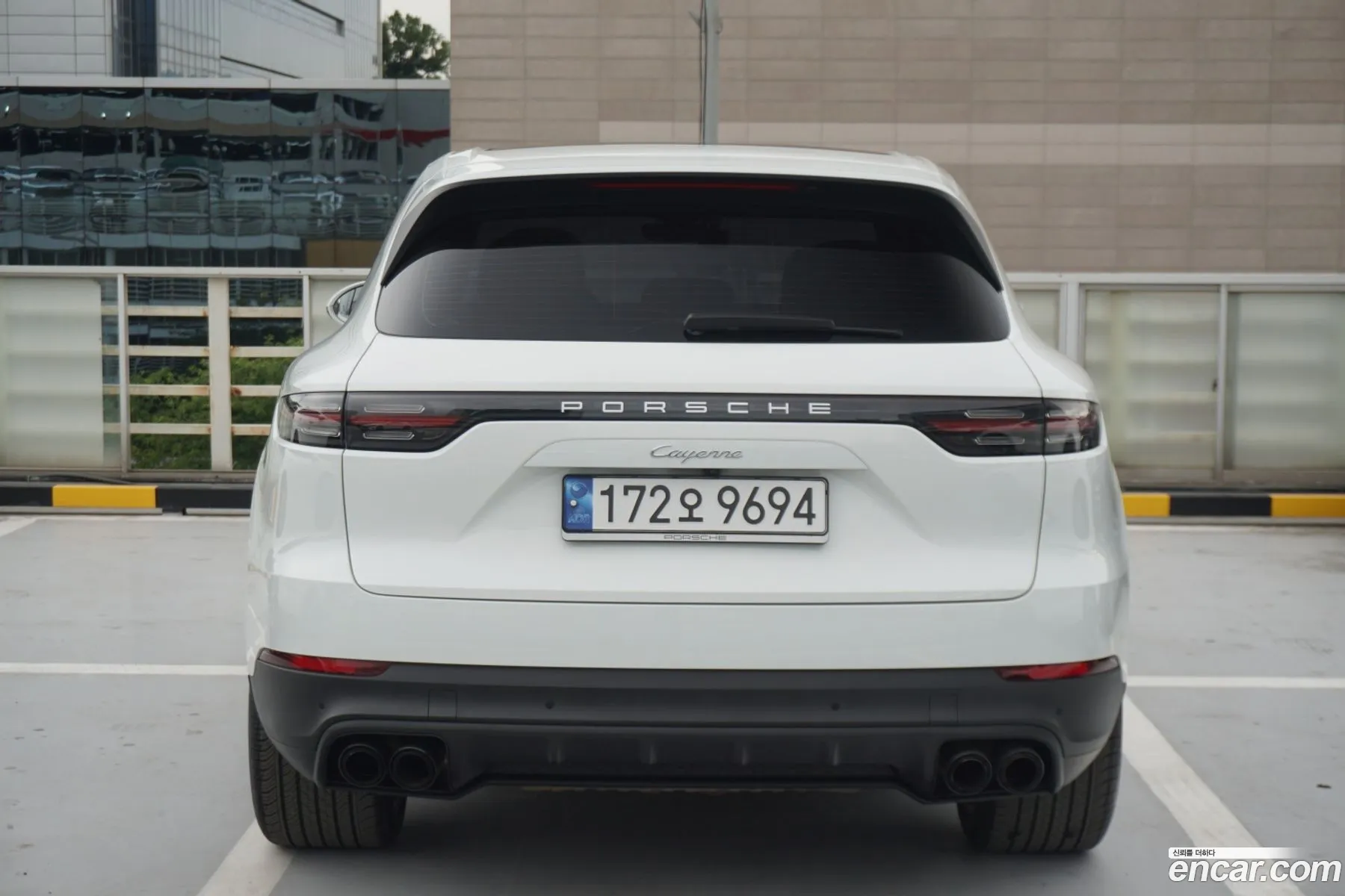 Porsche Cayenne 2022 — 3