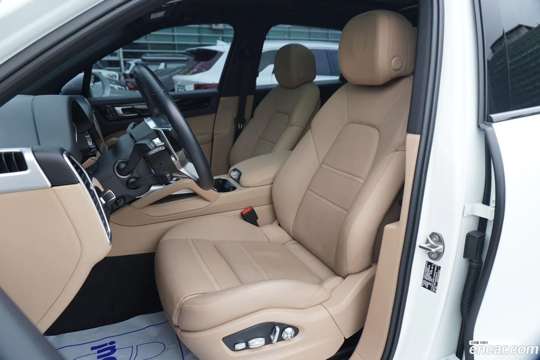 Porsche Cayenne 2022 — 14