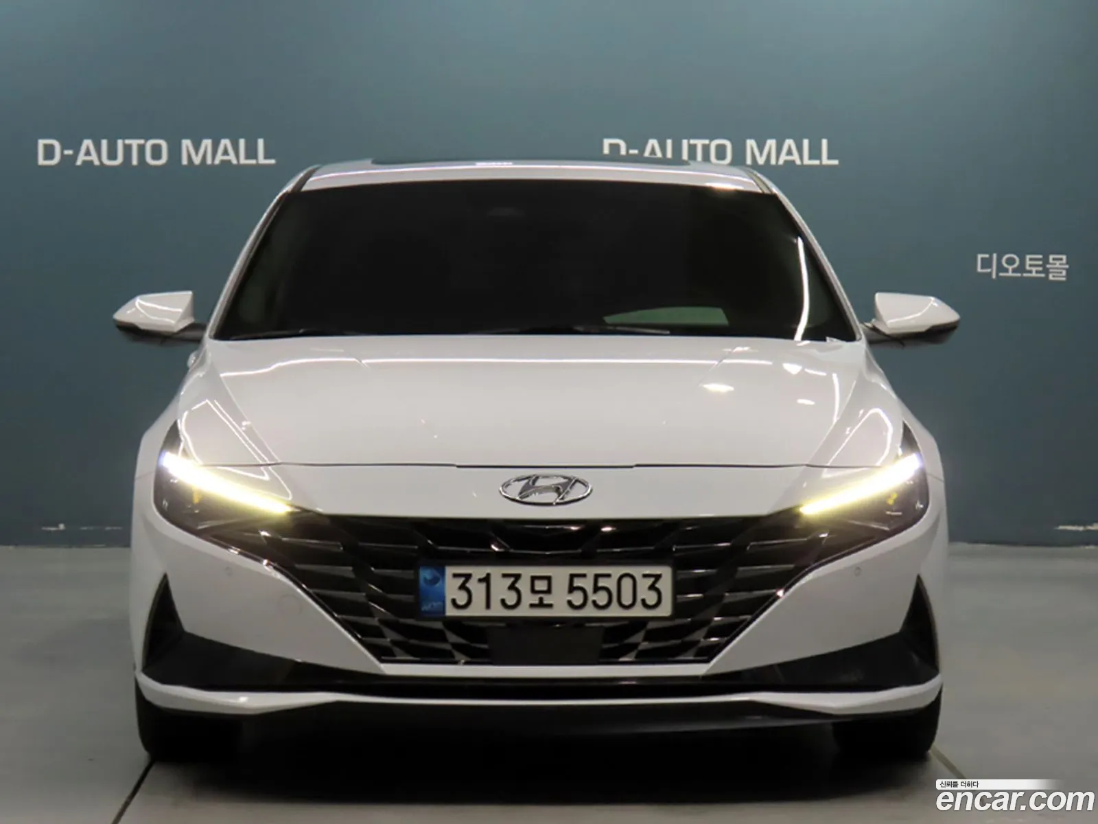 Hyundai Elantra 2021 — 2