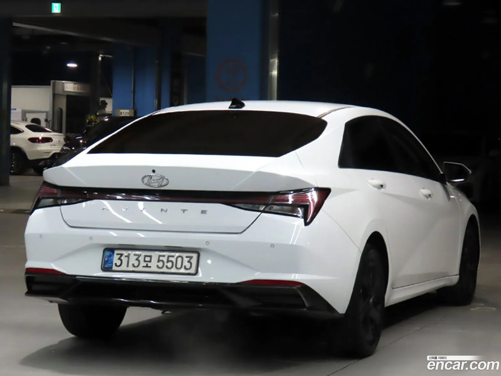 Hyundai Elantra 2021 — 12