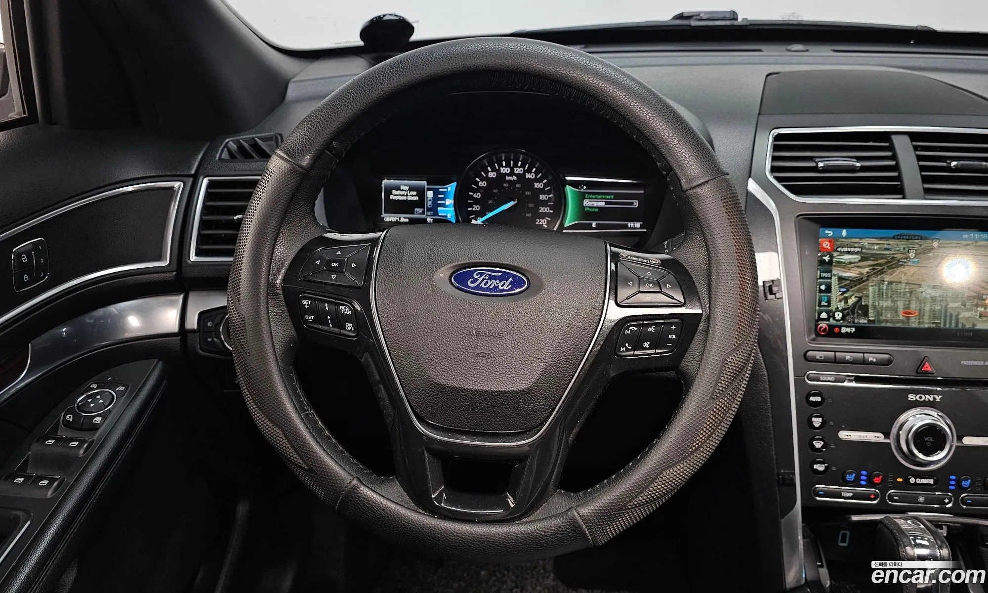 Ford Explorer 2017 1FM5K8FH7HGD70789 — 11