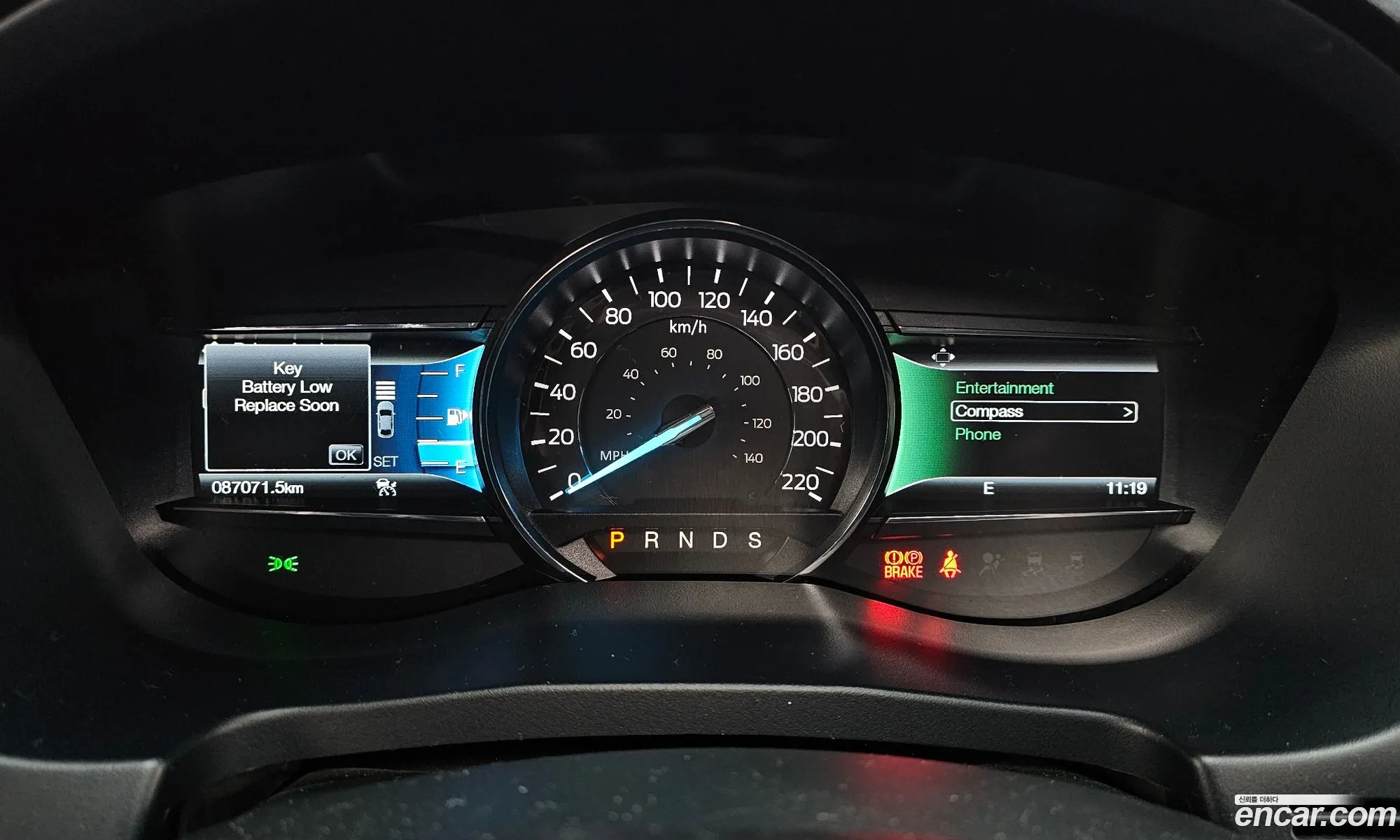 Ford Explorer 2017 1FM5K8FH7HGD70789 — 16