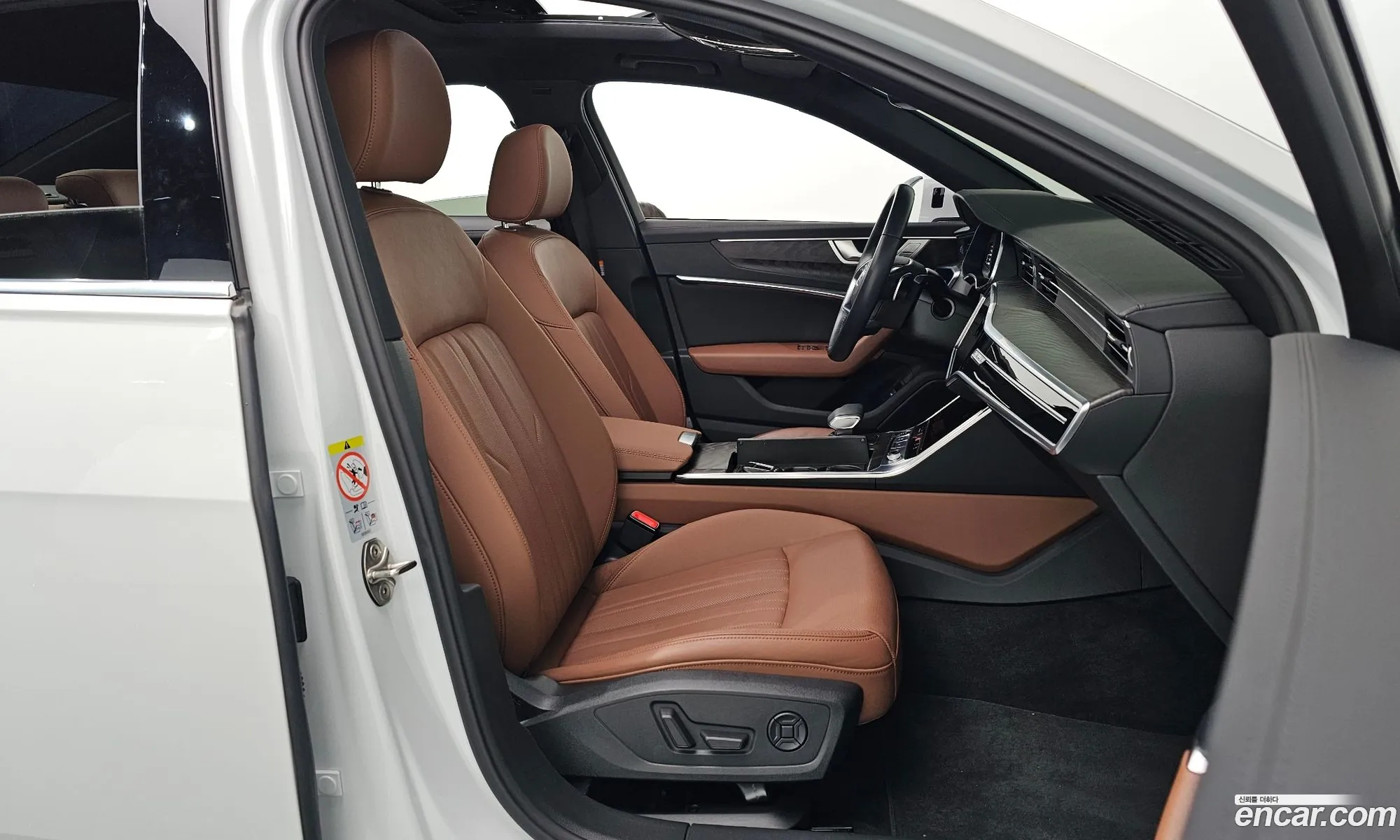 Audi A6 2021 WAUZZZF27MN073401 — 11