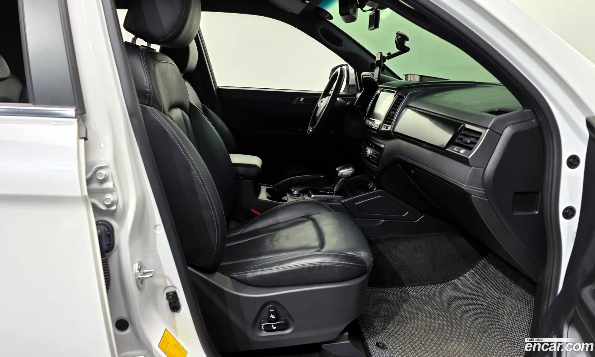KG Mobility (SsangYong) Rexton Sports Khan 2022 — 7
