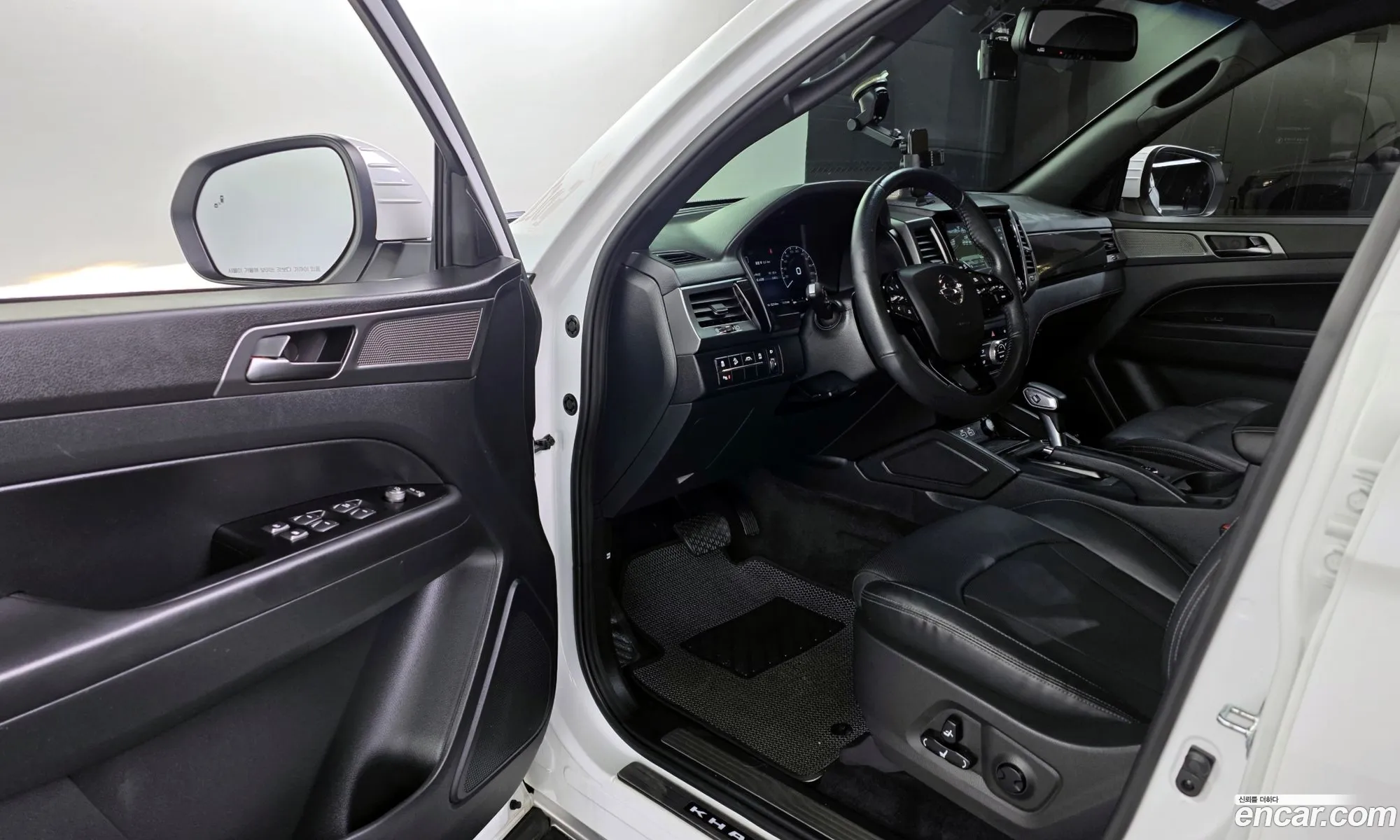 KG Mobility (SsangYong) Rexton Sports Khan 2022 — 8
