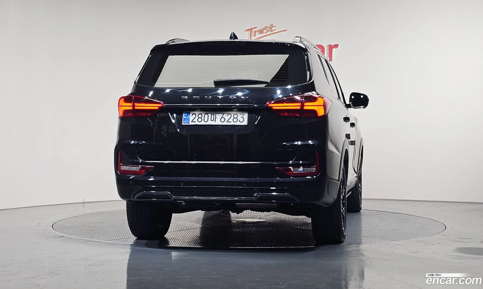 KG Mobility (SsangYong) Rexton 2020 — 3
