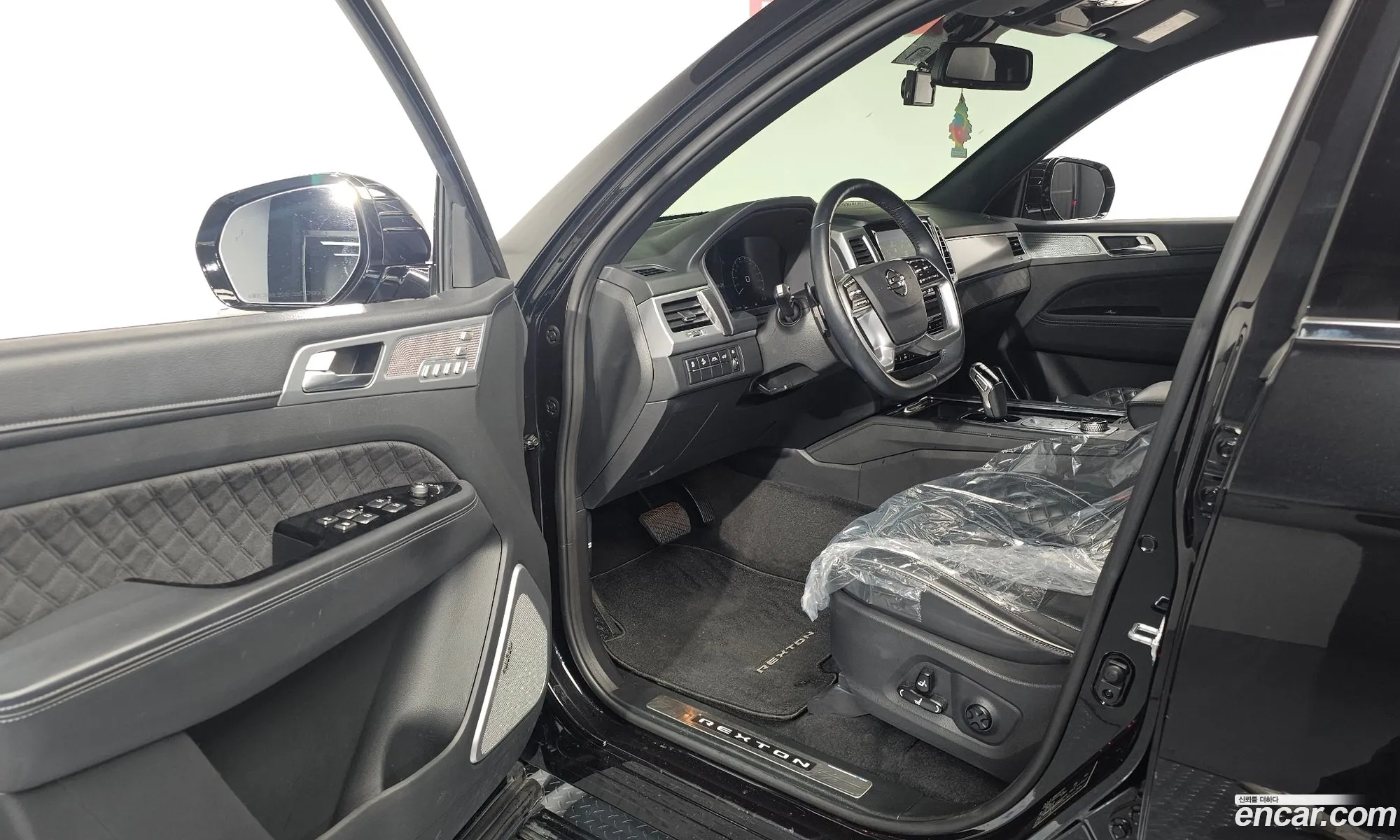 KG Mobility (SsangYong) Rexton 2020 — 15