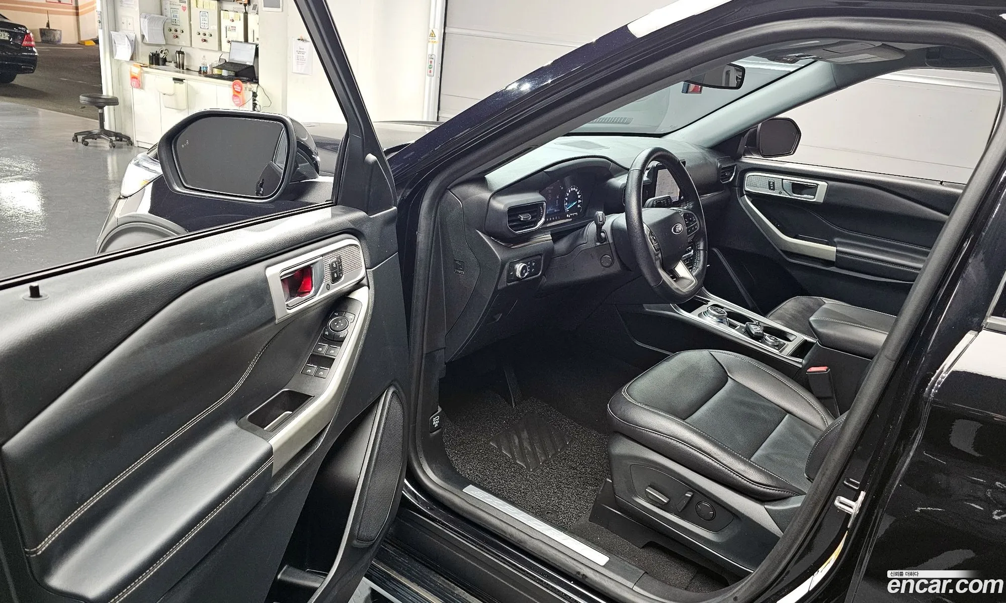 Ford Explorer 6th Gen 2021 1FMSK8FH7MGA35612 — 8