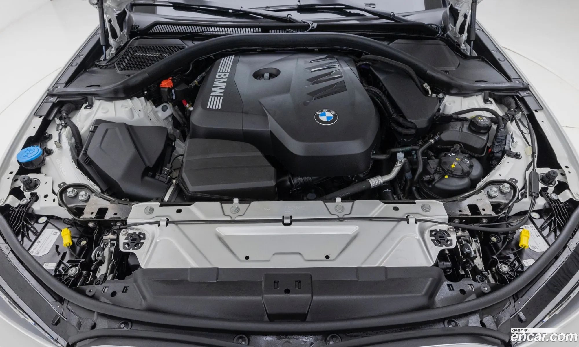 BMW 3 Series 2025 — 20