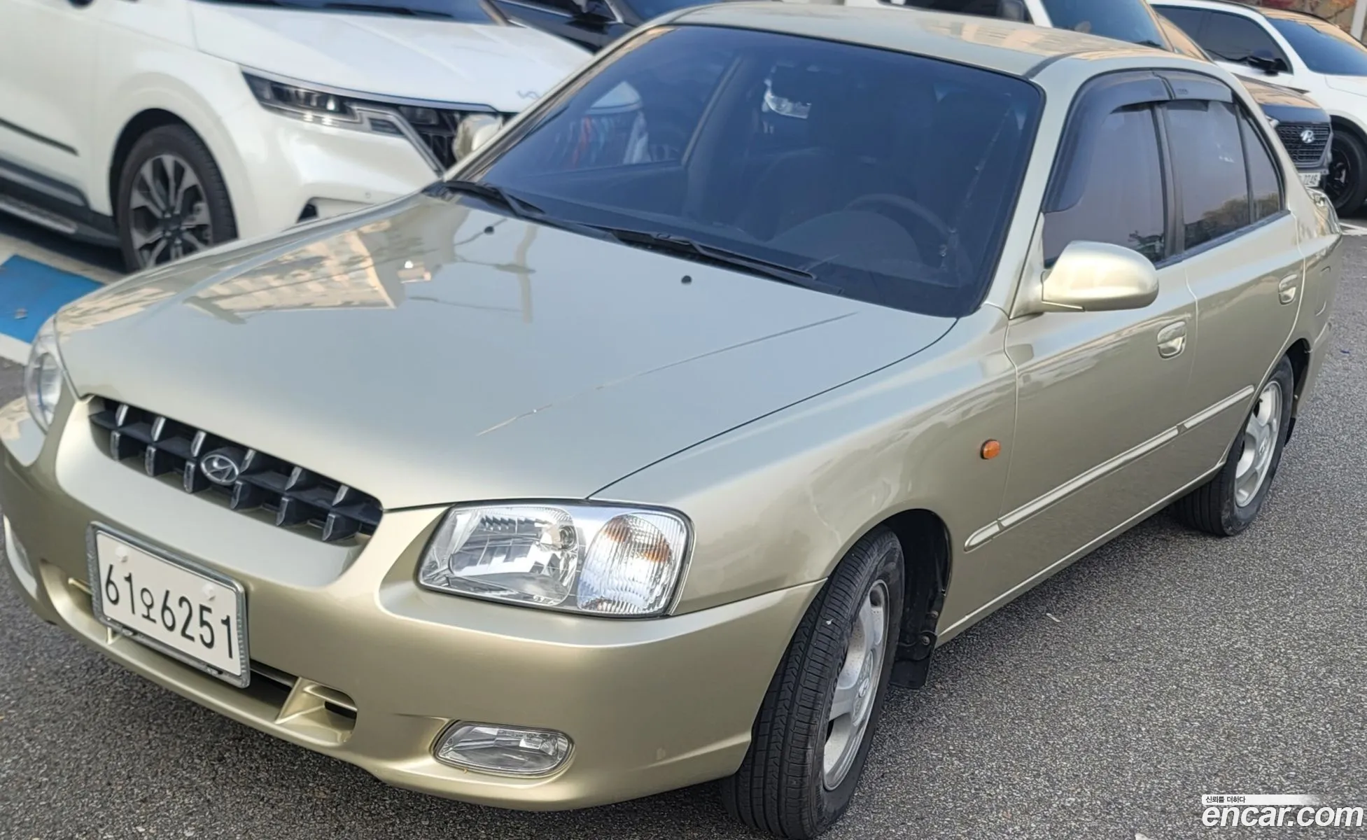 Hyundai Verna 2000 — 8
