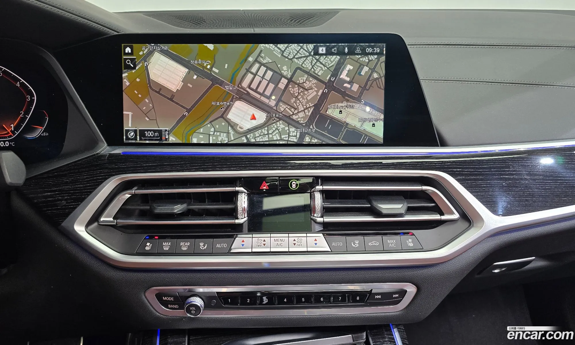 BMW X7 2021 — 10