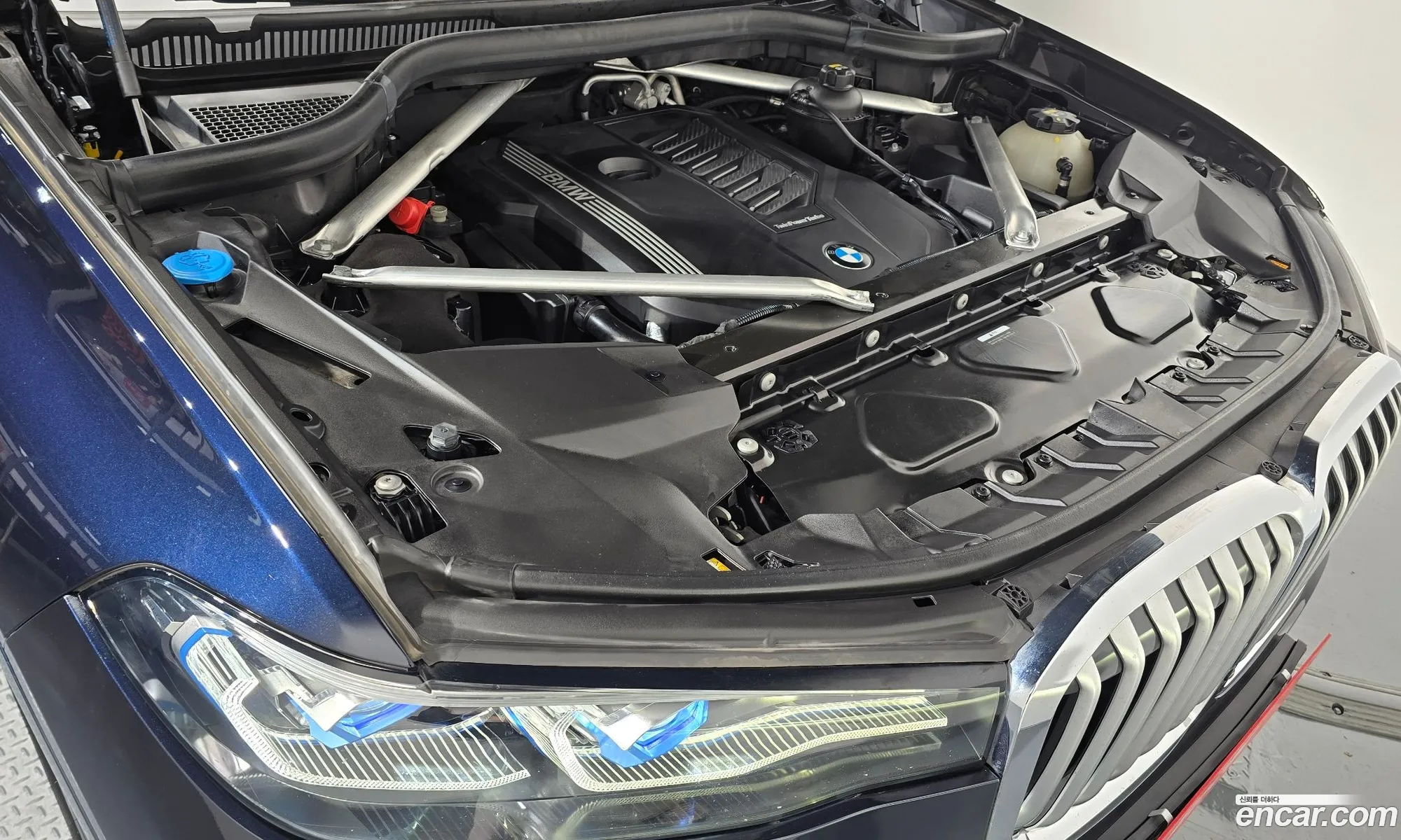 BMW X7 2021 — 9