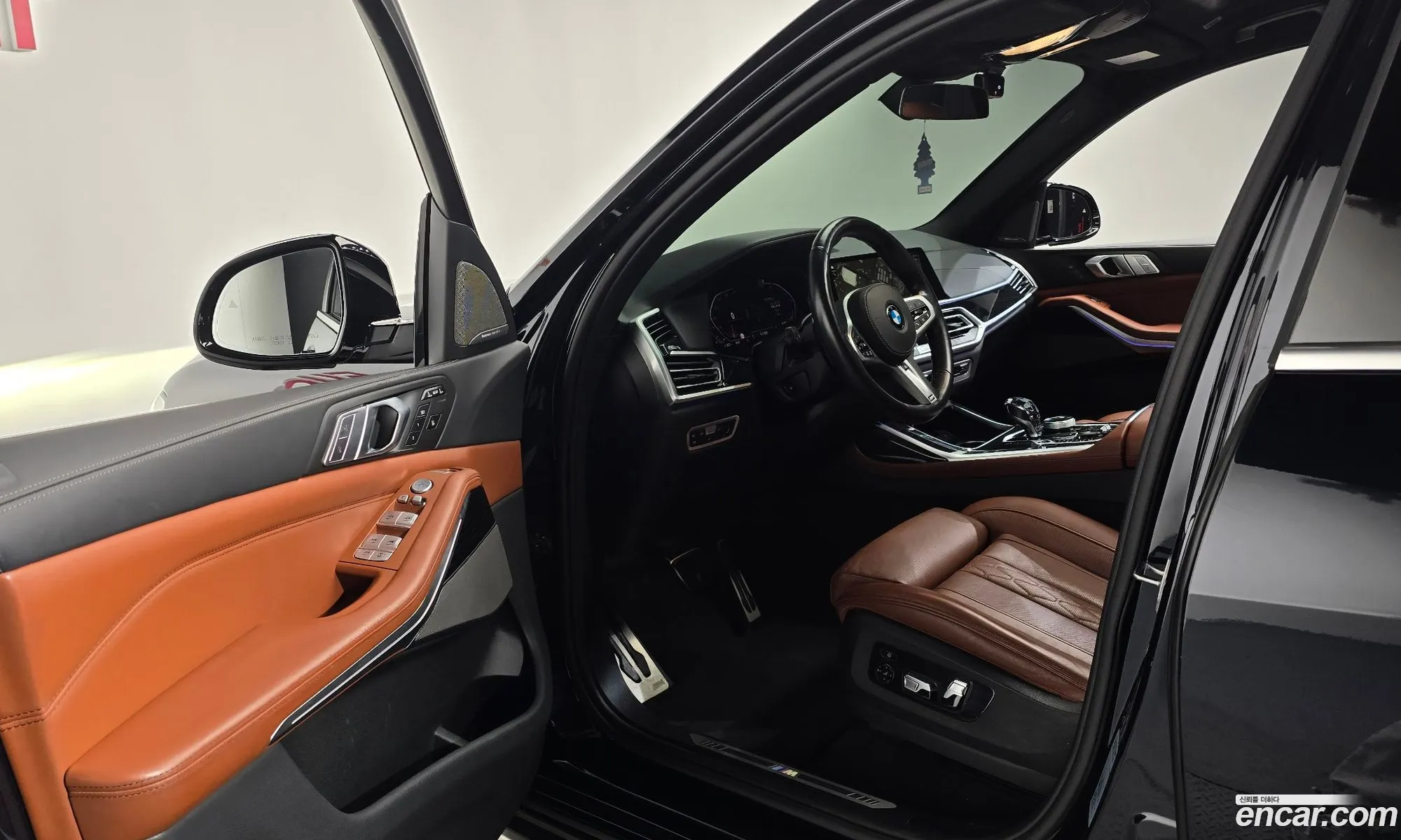 BMW X7 2021 — 8