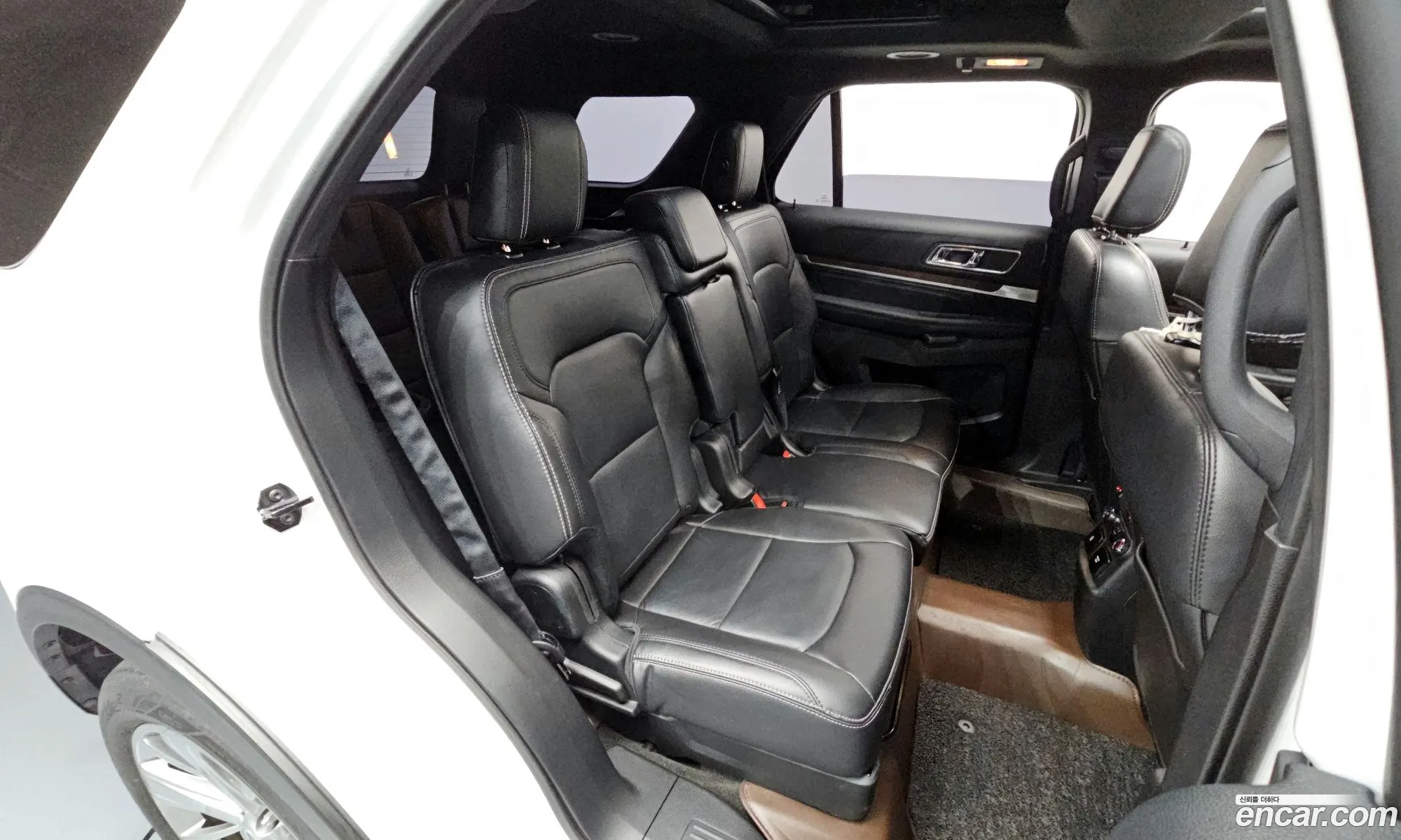 Ford Explorer 2018 — 10