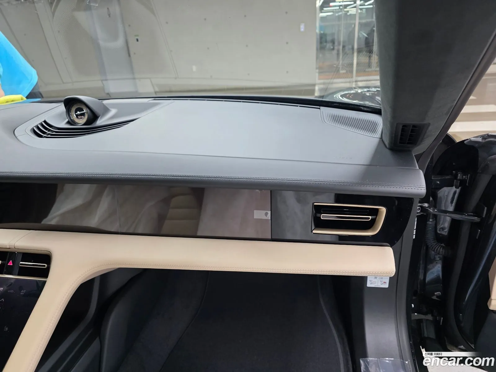 Porsche Taycan 2024 — 6