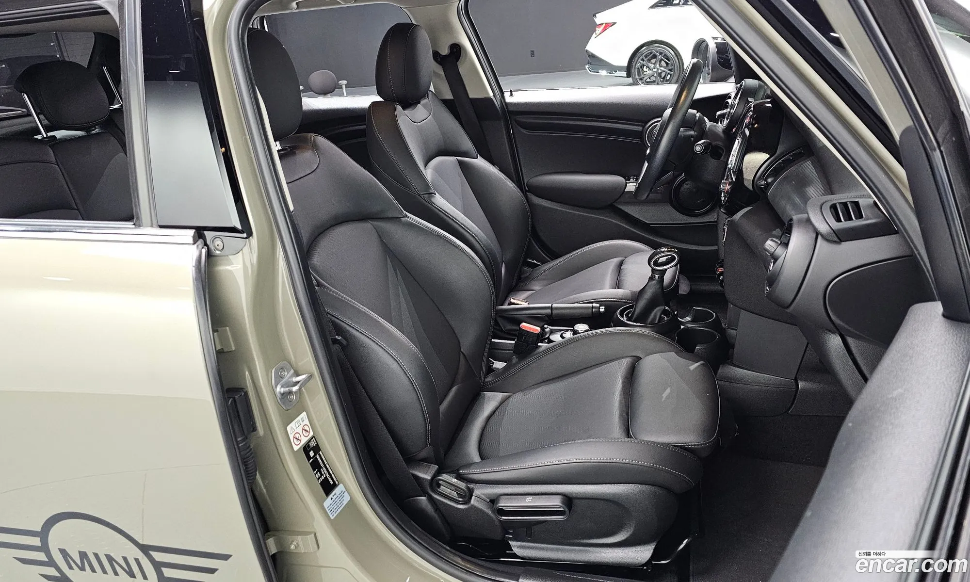 Mini Cooper 2019 WMWXU1105K2H34938 — 11