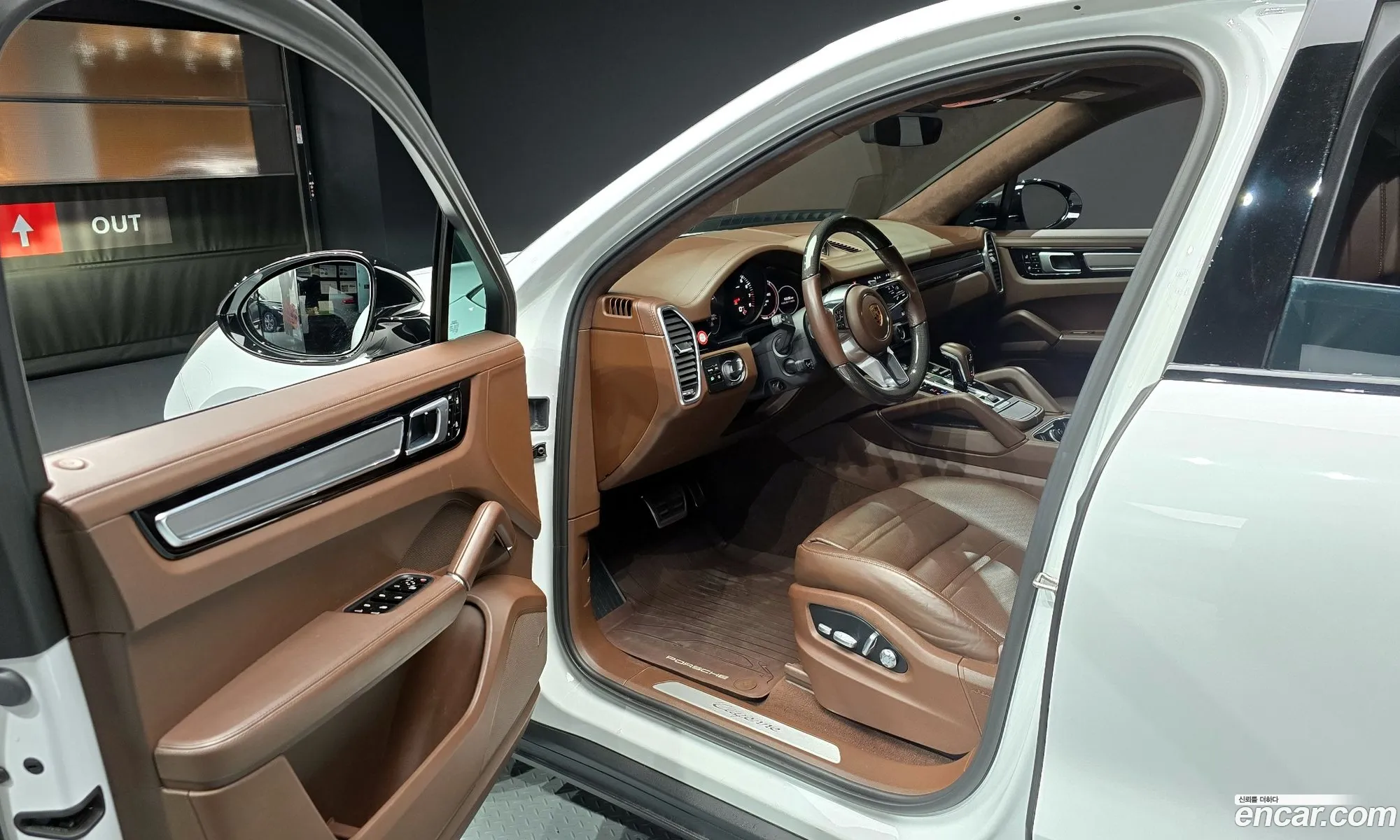 Porsche Cayenne 2020 — 12