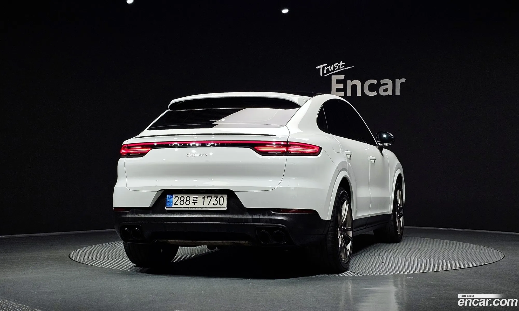 Porsche Cayenne 2020 — 18