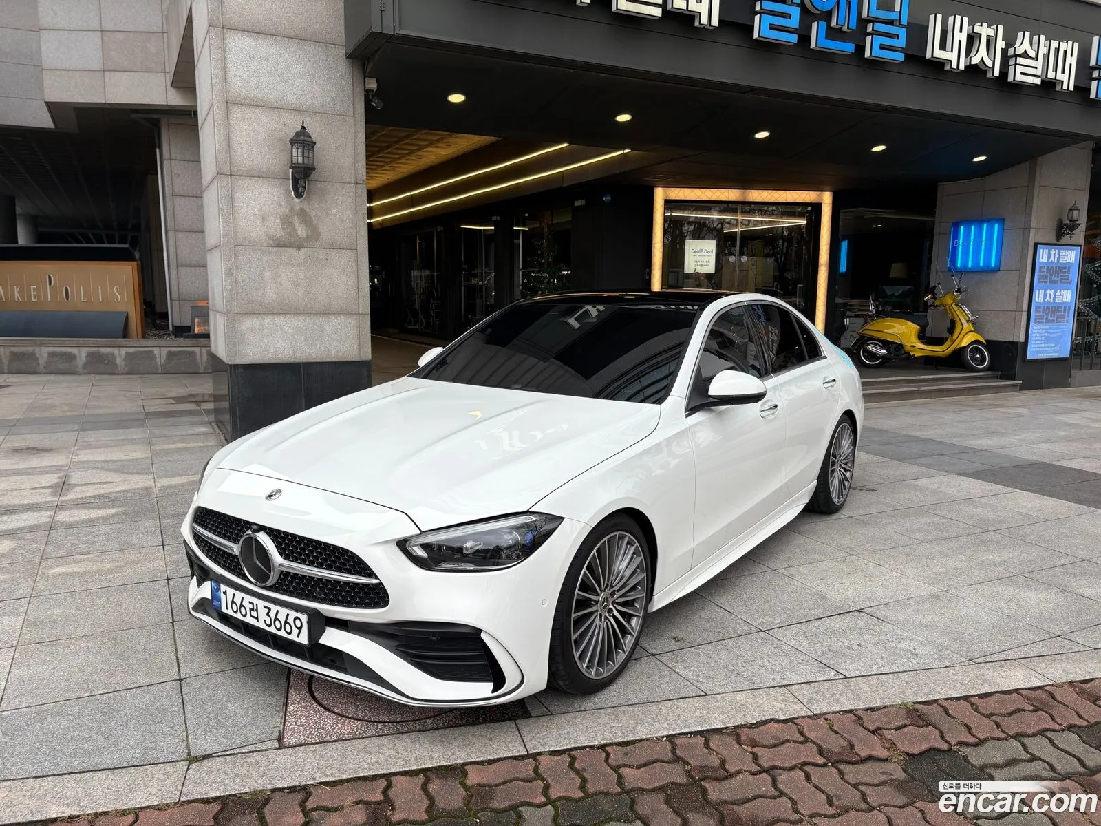 Mercedes-Benz C-Class W206 2023 — 20