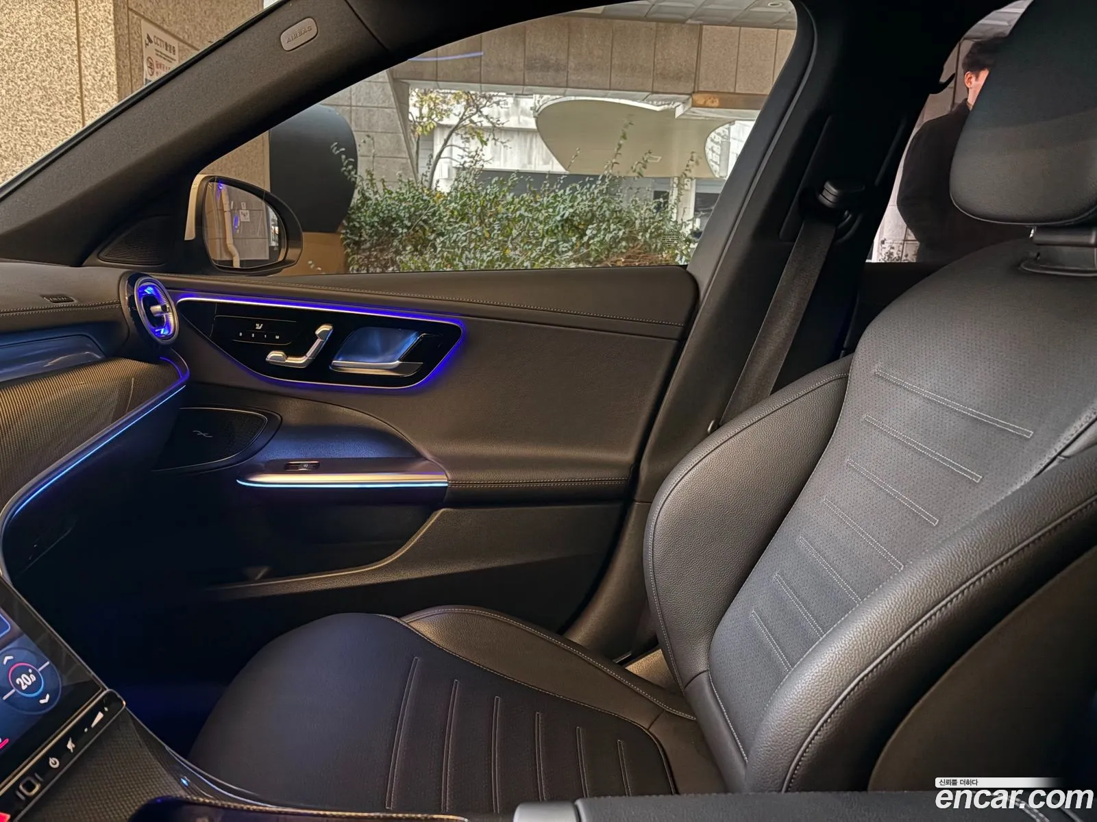 Mercedes-Benz C-Class W206 2023 — 17