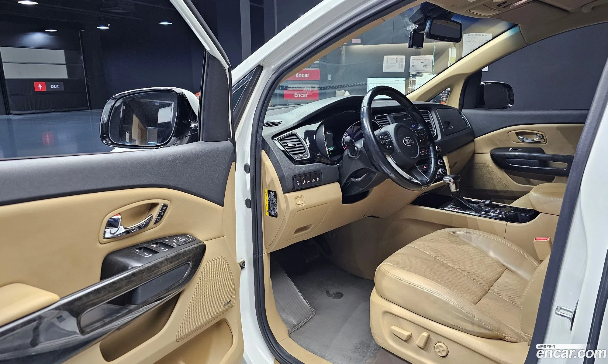 Kia Carnival 2019 — 2