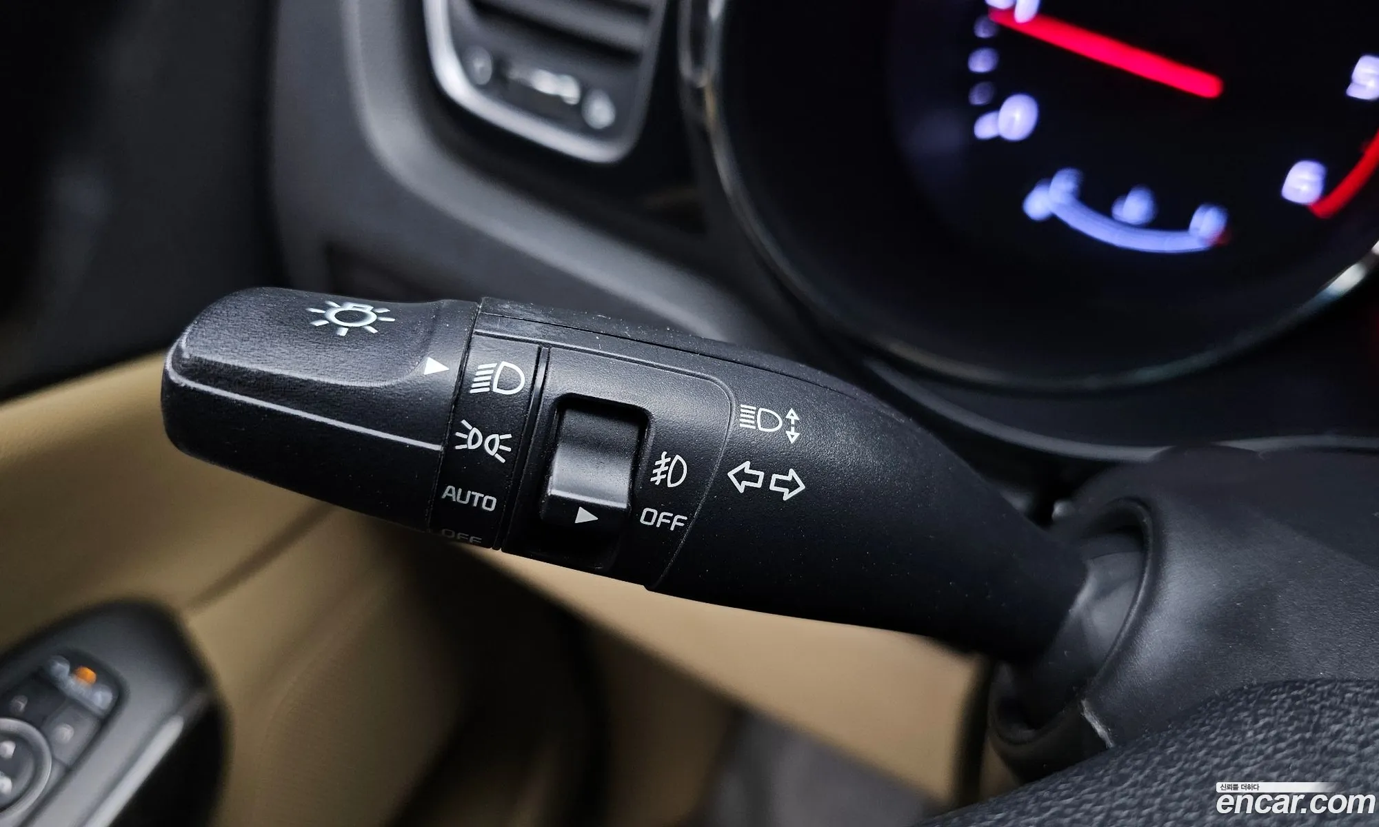 Kia Carnival 2019 — 18