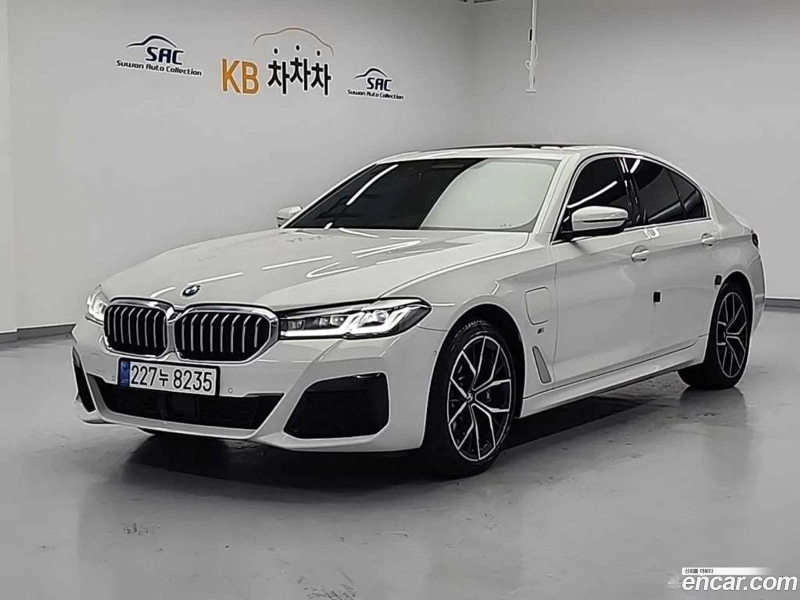 BMW 5 Series 2020 — 13