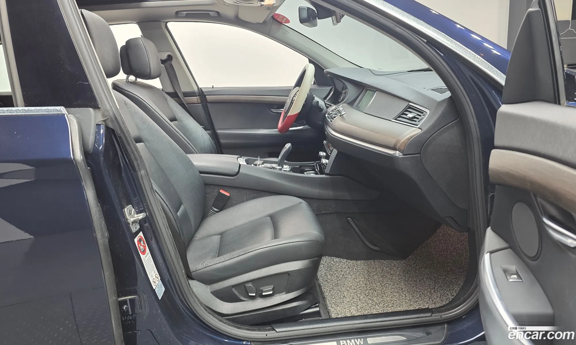 BMW 5 Series GT 2011 WBASP2101BDR75307 — 13
