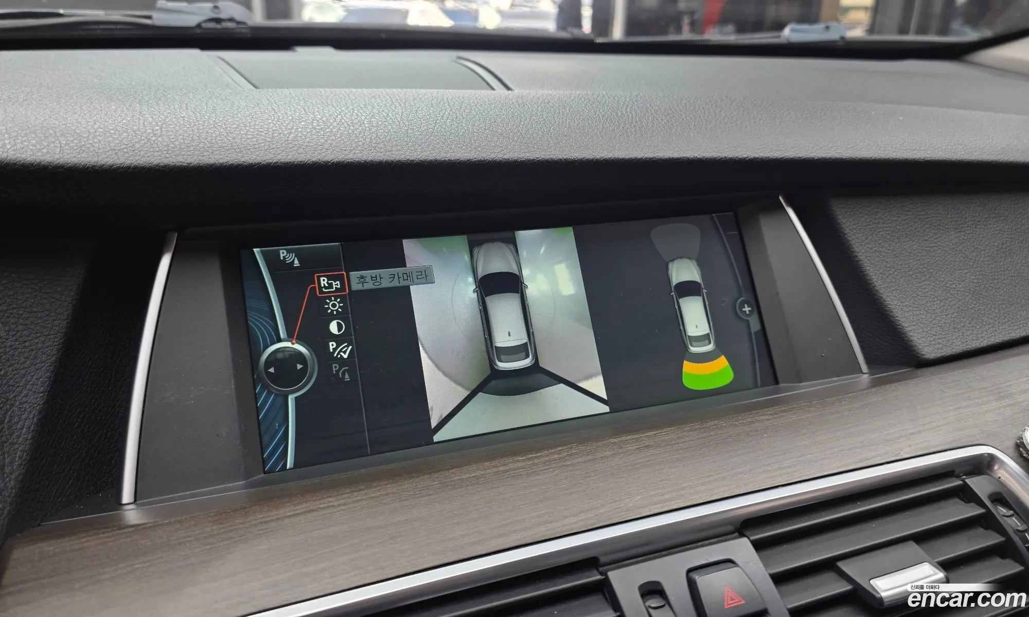 BMW 5 Series GT 2011 WBASP2101BDR75307 — 2