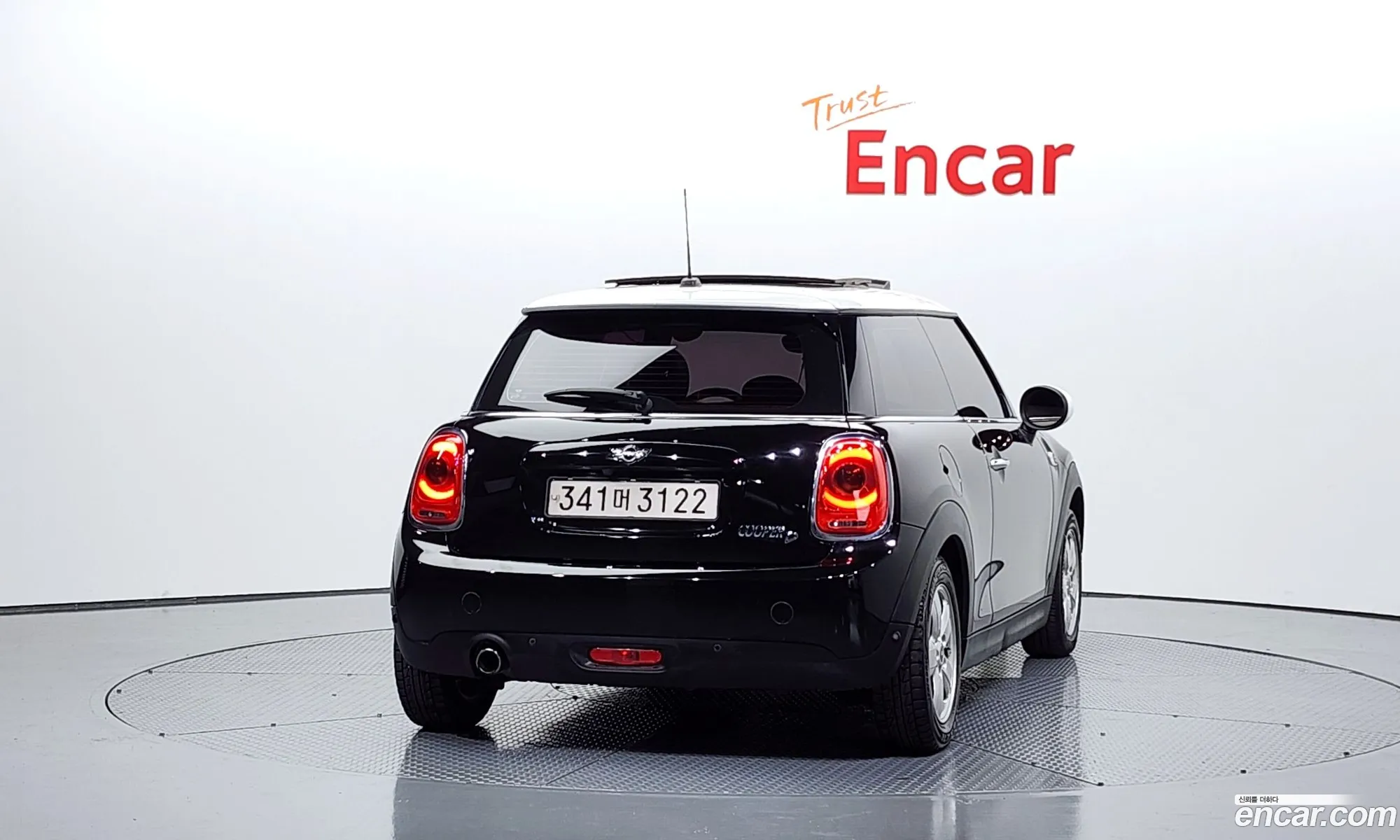 Mini Cooper D 2017 — 5